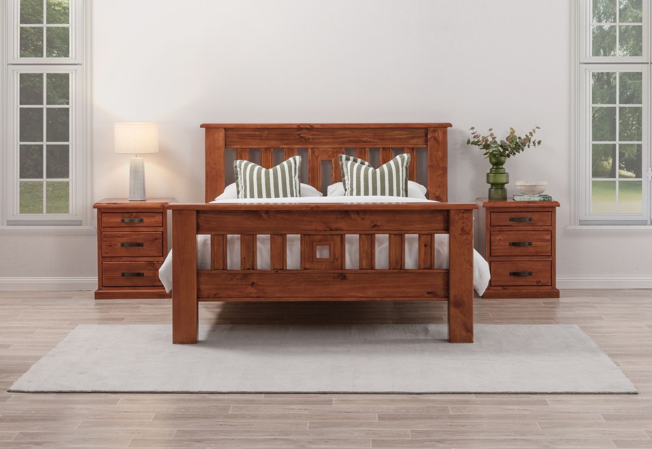 CALLAGHAN Queen Bed – image 11 of 11
