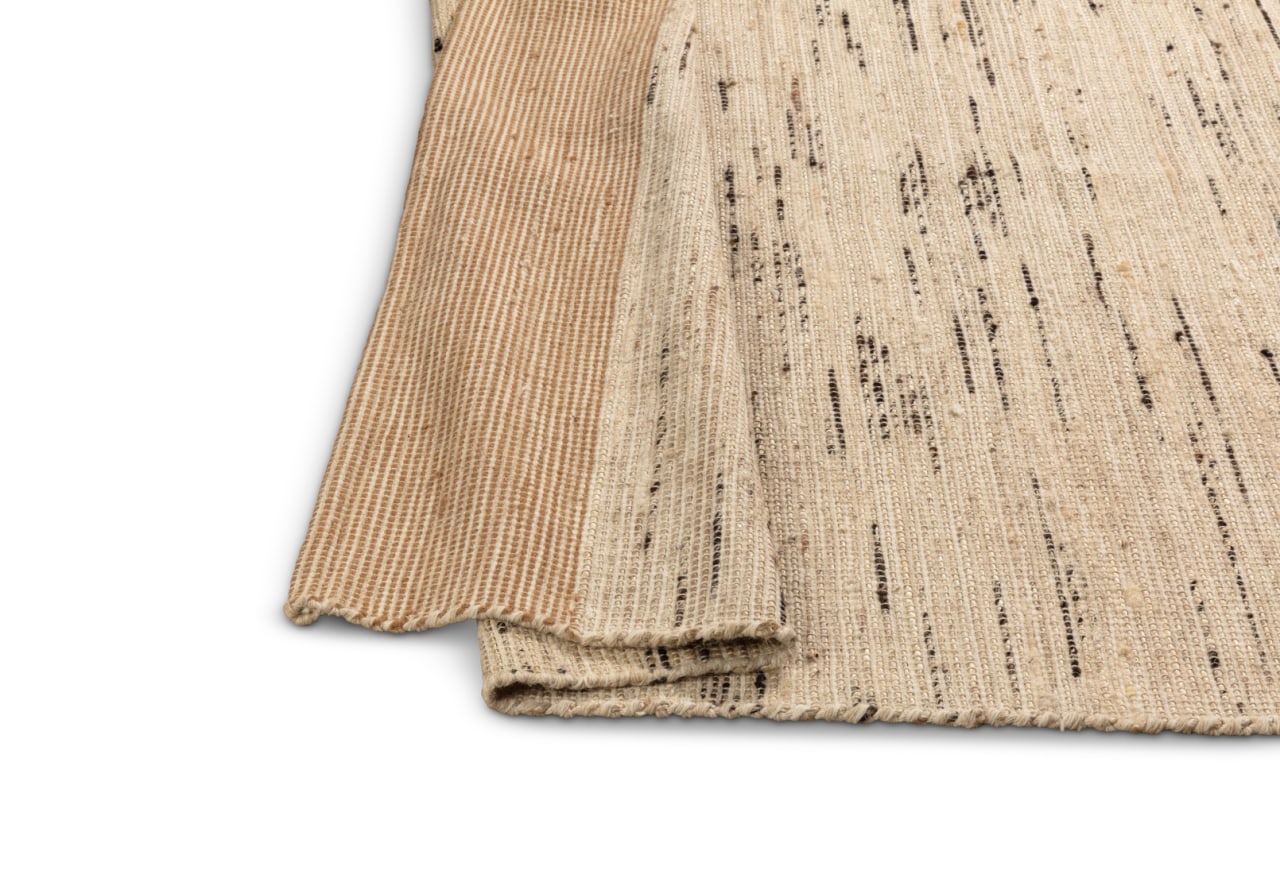 WHISPER Hand Woven Rug 160x230cm – image 2 of 3