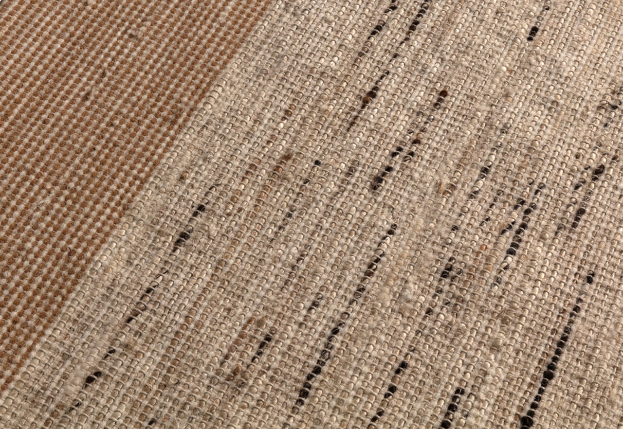 WHISPER Hand Woven Rug 160x230cm – image 3 of 3