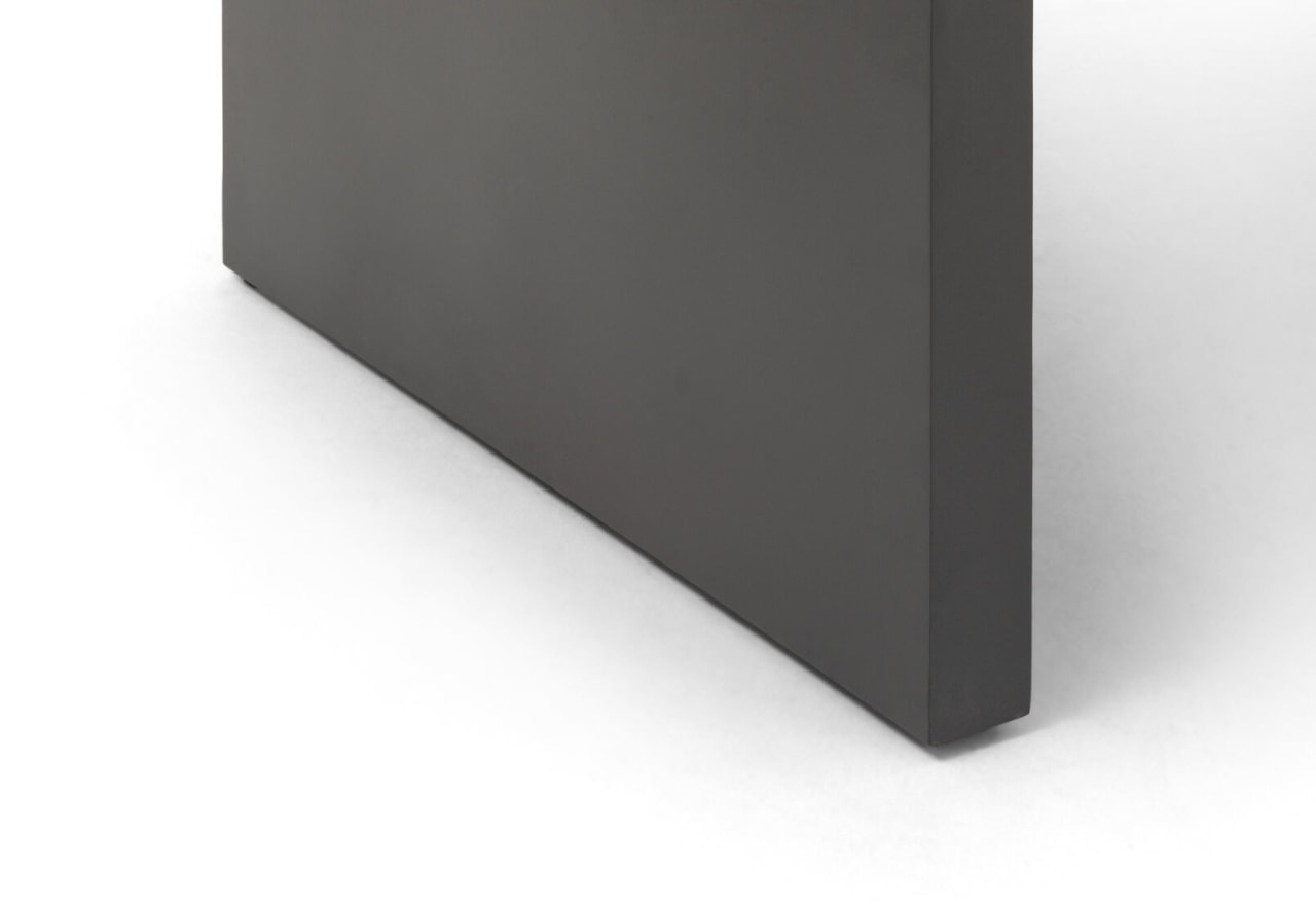 CONJOLA Outdoor Dining Table – image 8 of 10