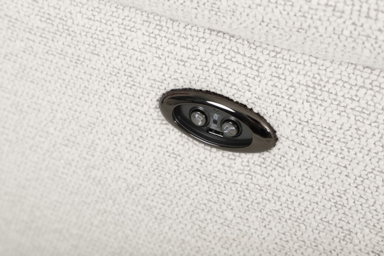 KINGSBRIDGE FABRIC Electric Recliner – image 8 of 9