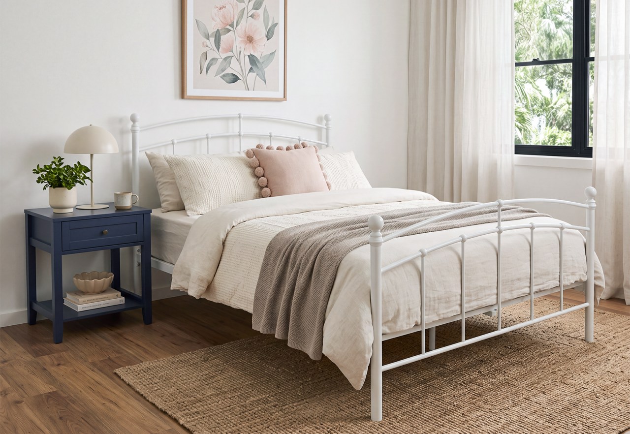 VANG Queen Bed – image 1 of 7