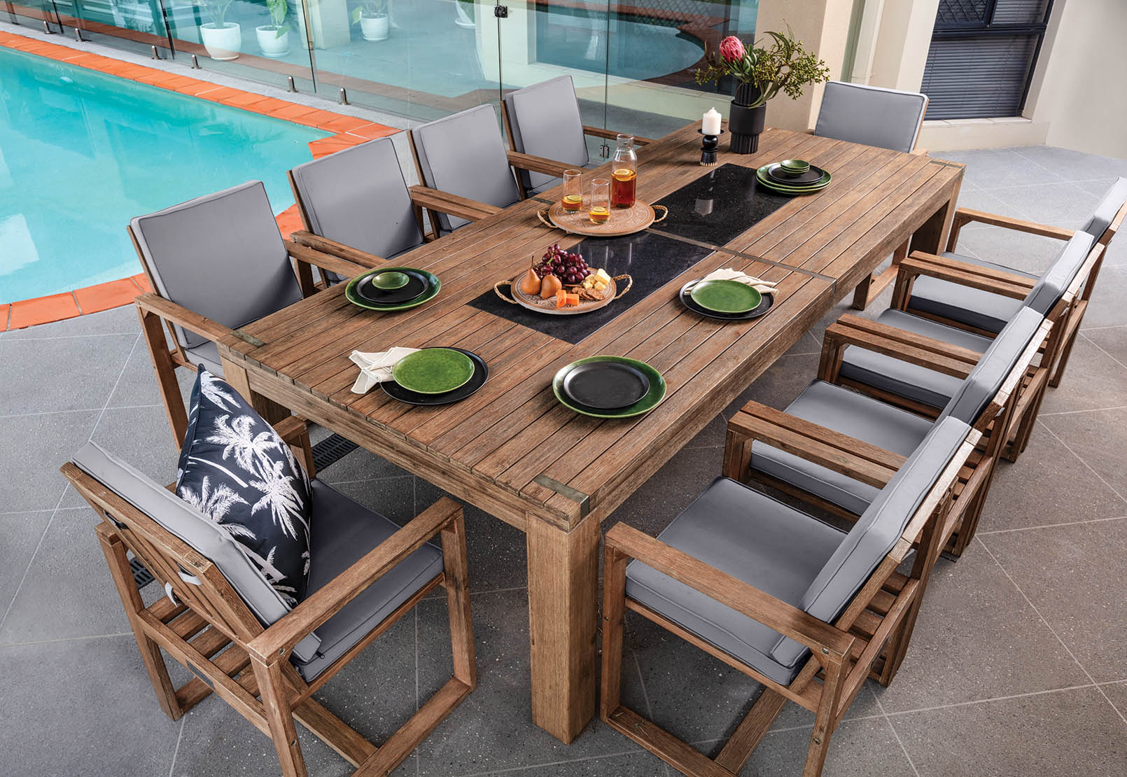 SHADOW2 2800 Outdoor Table – image 5 of 6