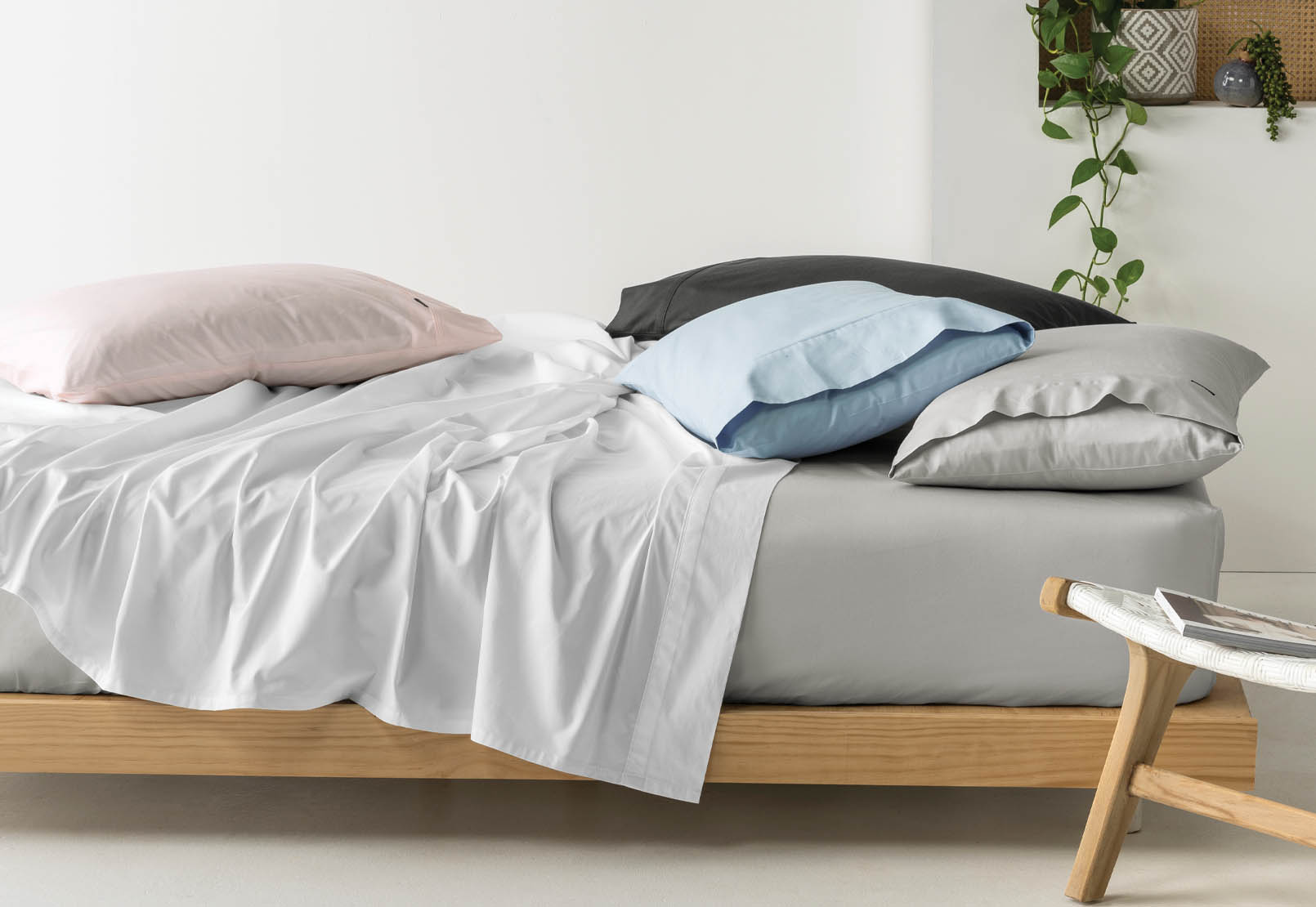 PERAGO HOME Queen 300 Percale Sheet Set (4PerCtn) – image 2 of 2