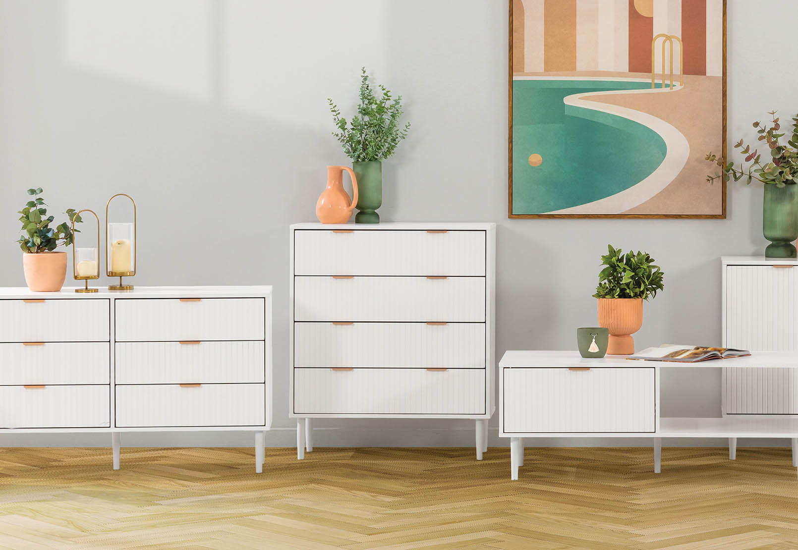 HENSLEY 4D Tall Chest – image 16 of 17