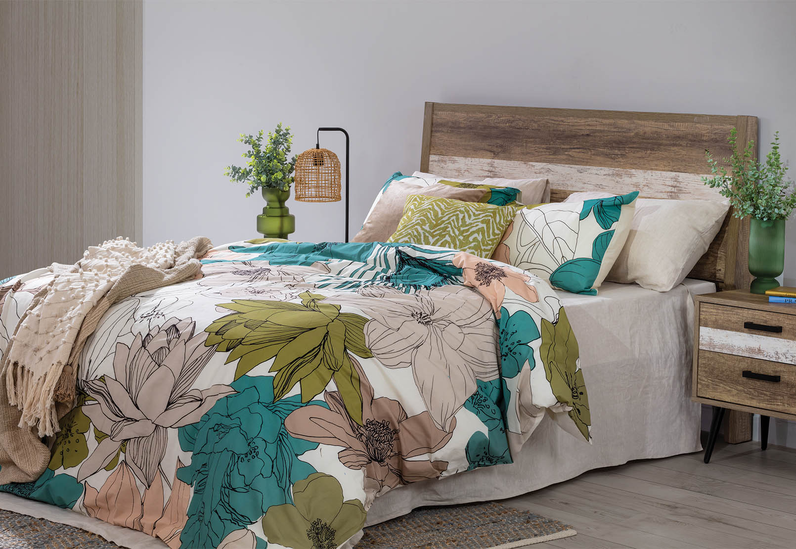 HAILEY Queen Quilt Cover Set – image 2 of 2