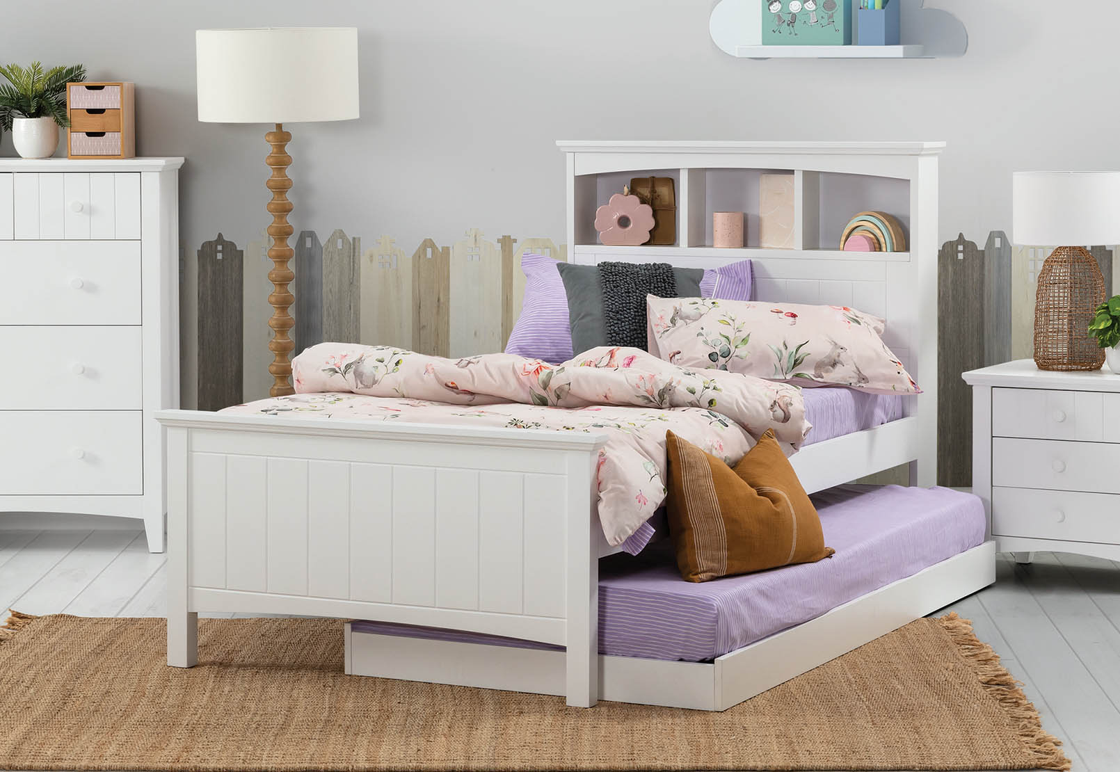 COPELAND King Single Bed – image 5 of 6