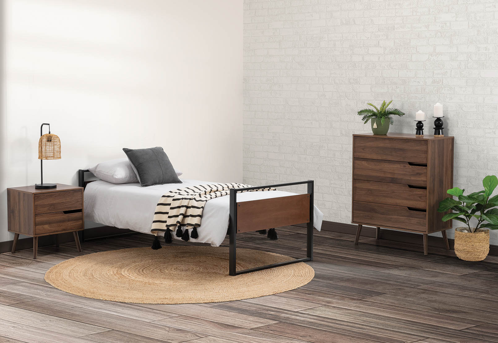 MULLEN Single Bed – image 4 of 4