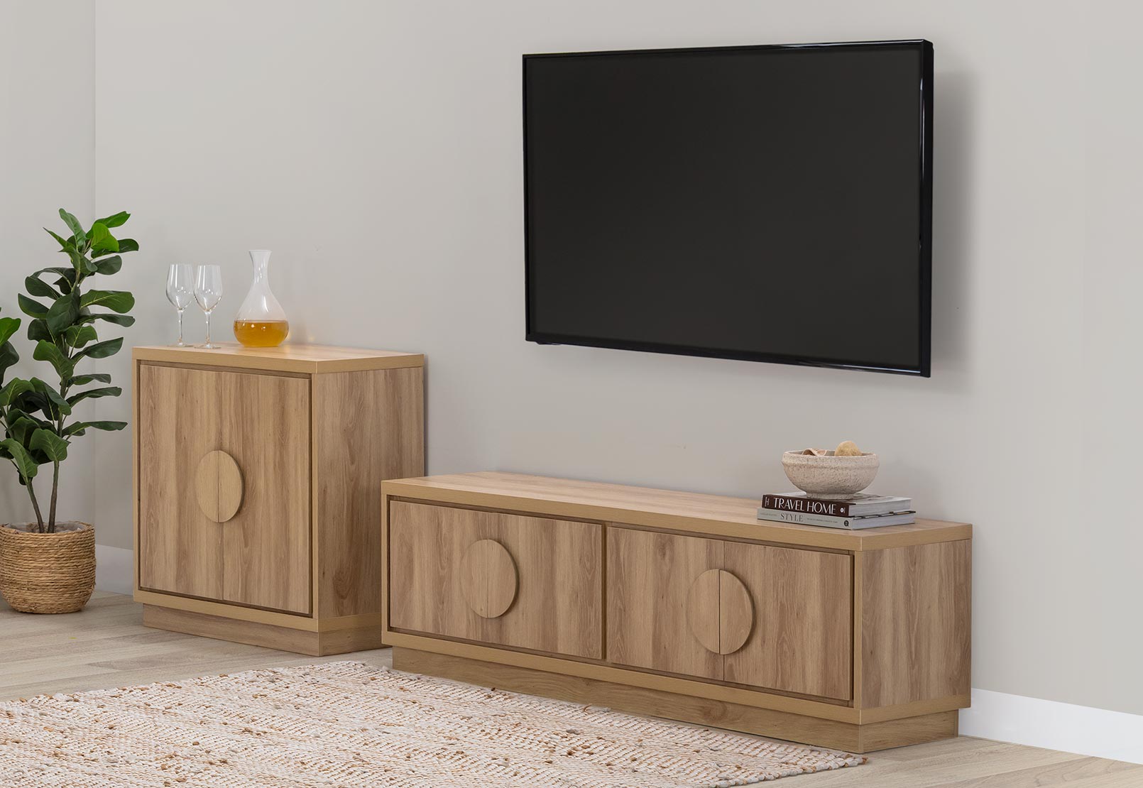 BERNAL 4 Door Entertainment Unit – image 2 of 12