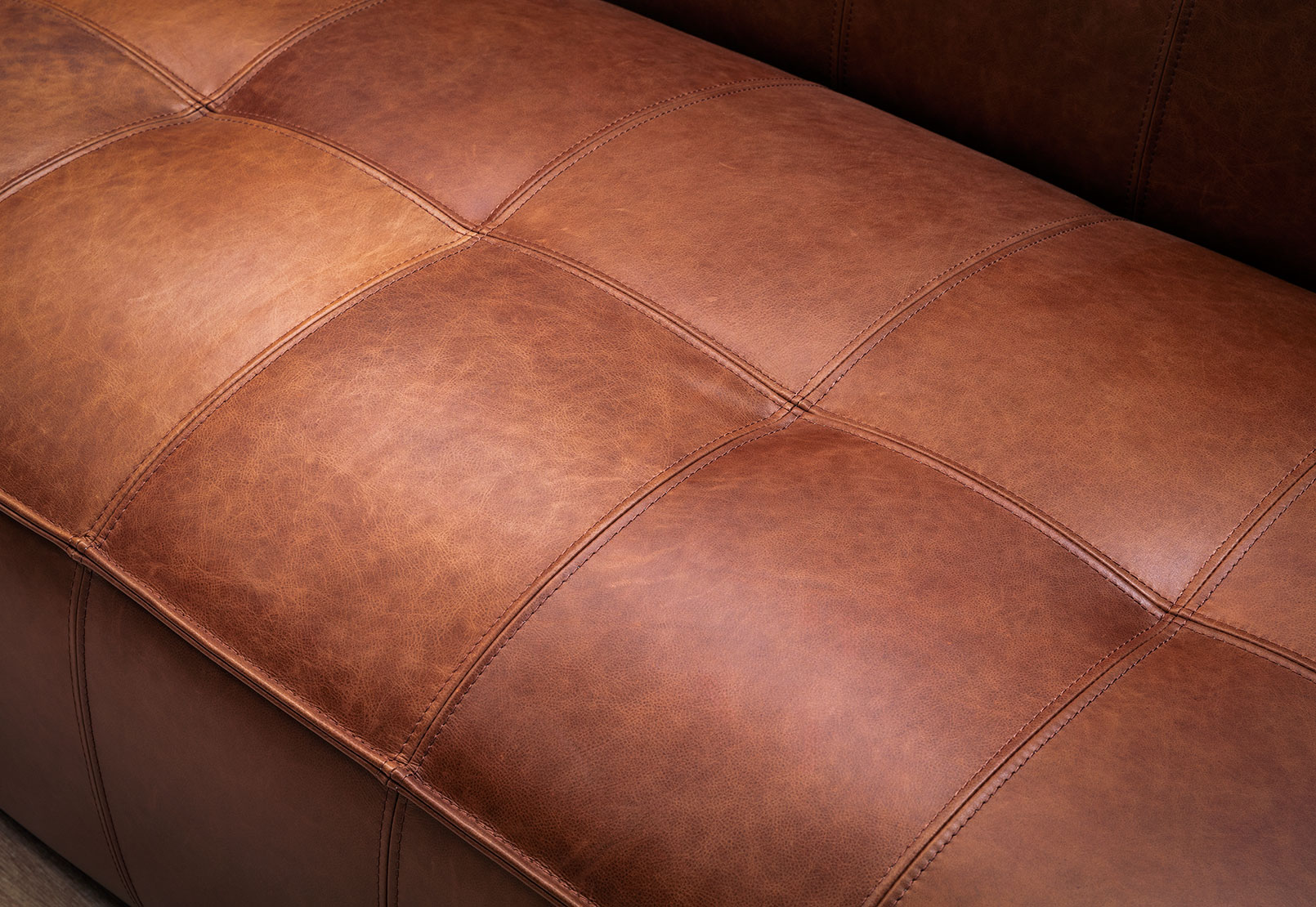 REMO LEATHER 3 Seater Sofa (L) – image 10 of 12