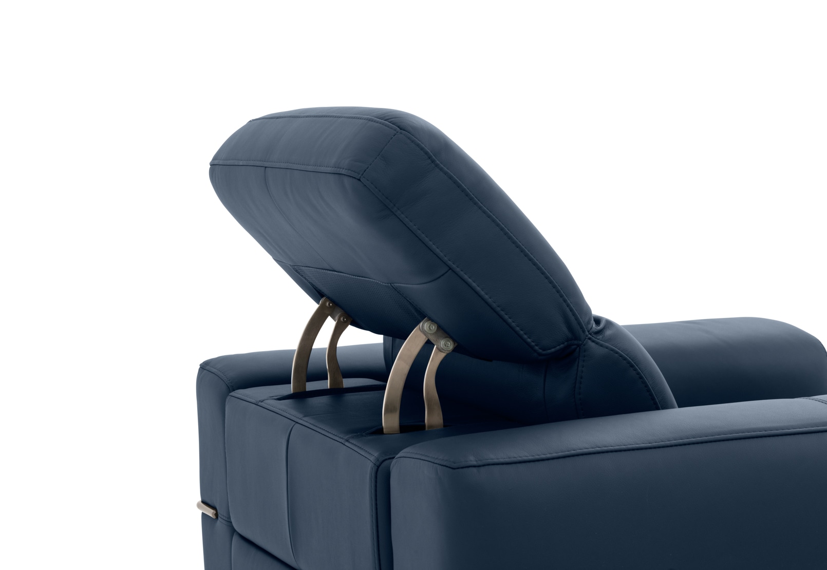 SERAFINI LEATHER Electric Recliner – image 11 of 15