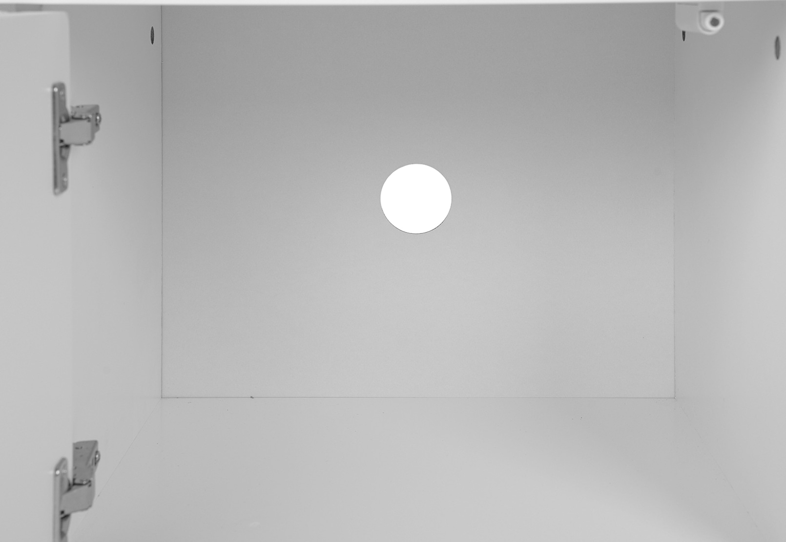 PALMEA 4 Door Entertainment Unit – image 5 of 8