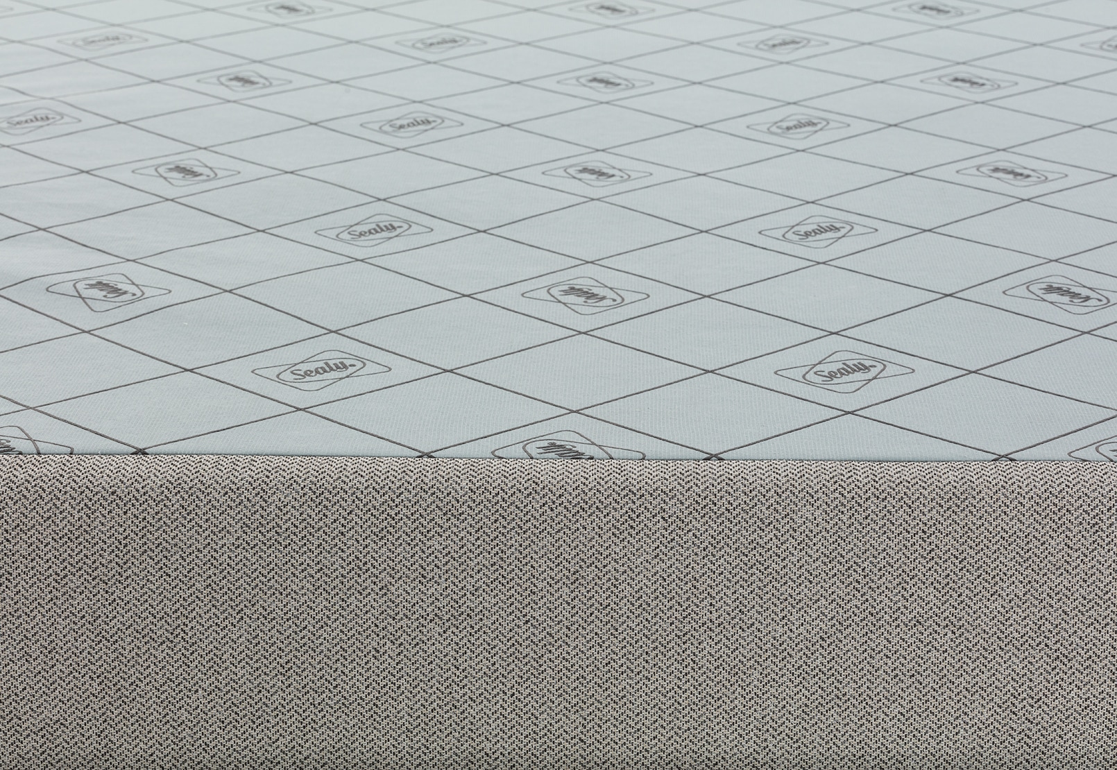 POSTUREPEDIC 2025 BASE Queen Base – image 8 of 9