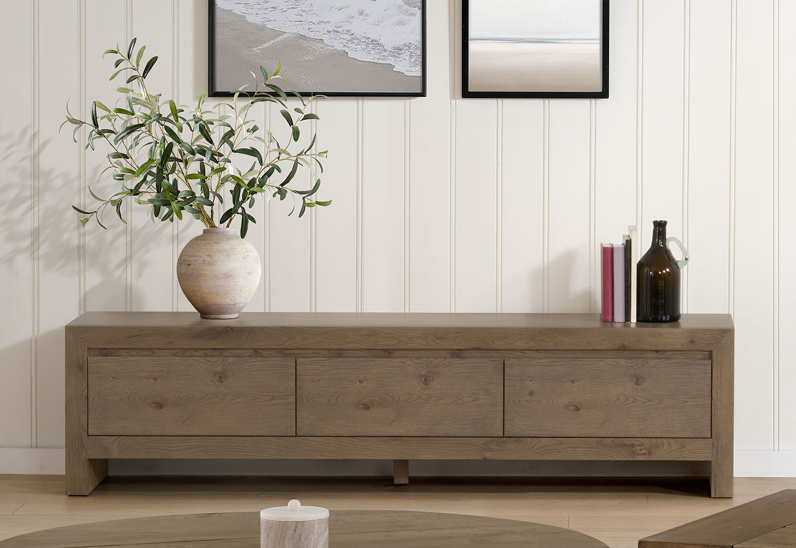 HOCKNEY Entertainment Unit – image 1 of 6