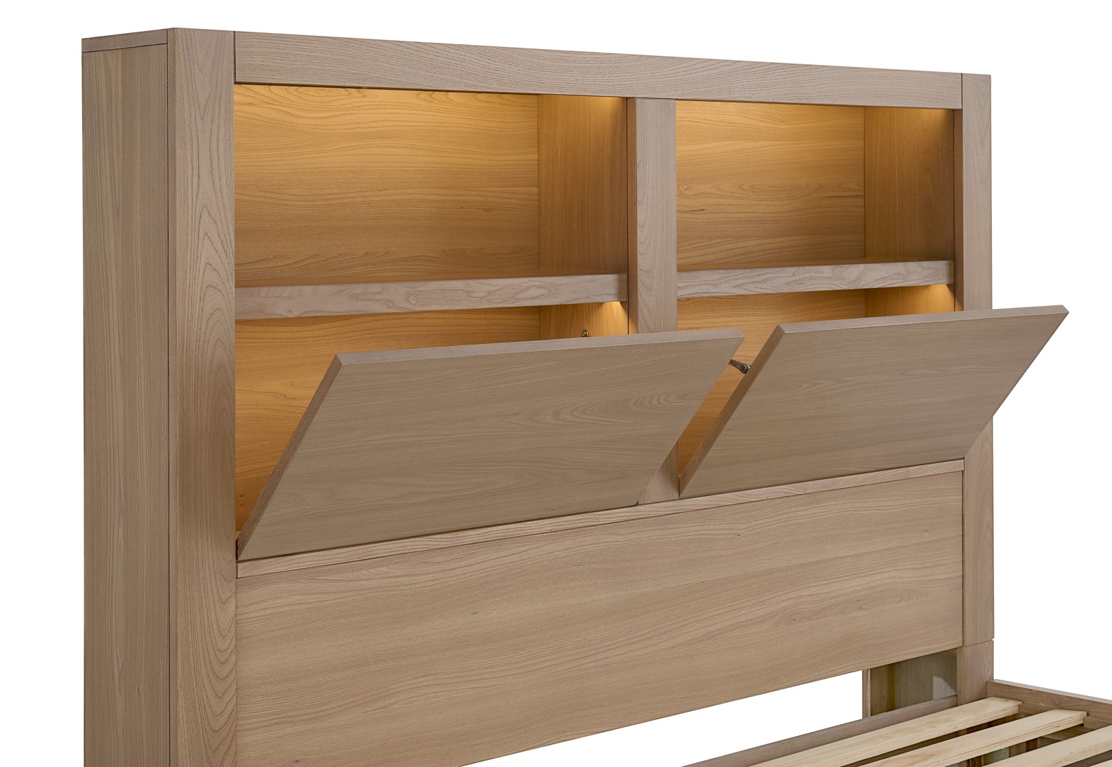 TIVOLI Queen Bed – image 11 of 27