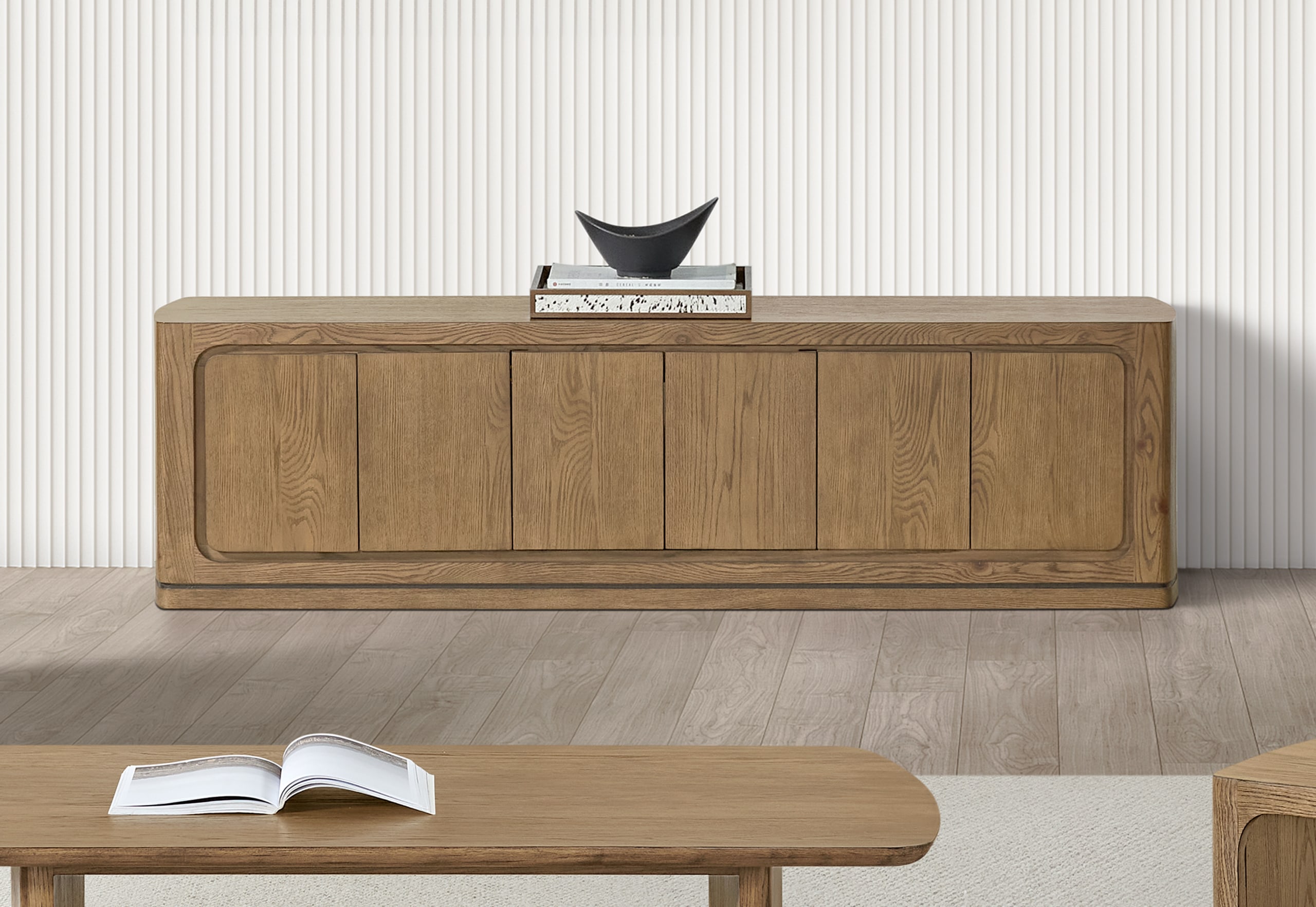REINE Entertainment Unit – image 1 of 8