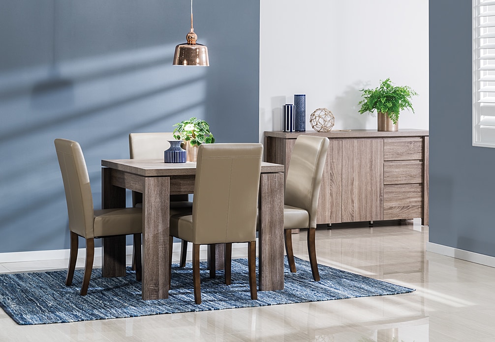 MAJESTY / TRIUMPH 5 Piece Dining Suite – image 5 of 5