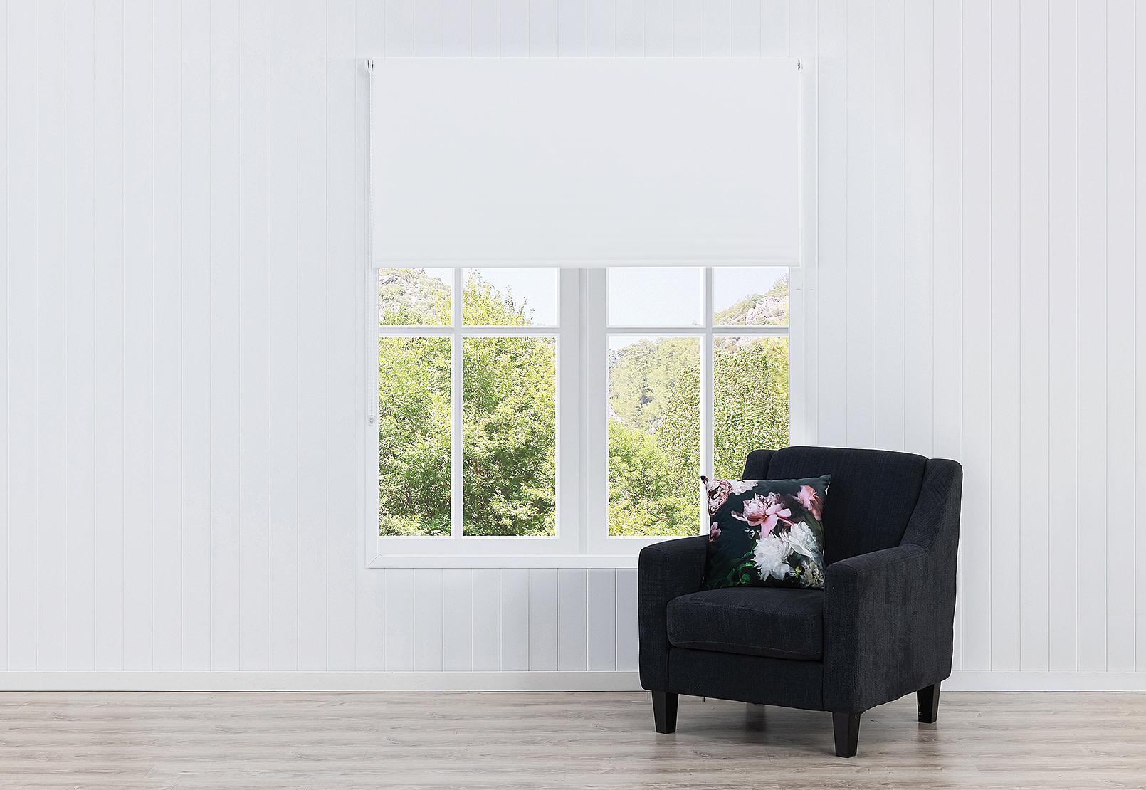 LOFT Block Out Roller Blind 120 x 210cm – image 1 of 4
