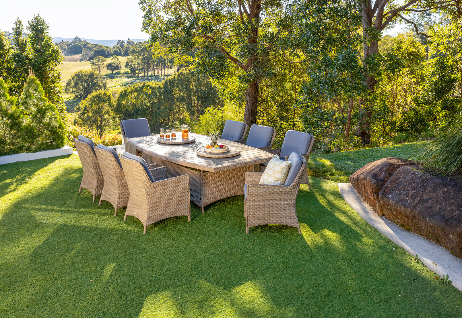 LUAU Outdoor Dining Table – image 12 of 12