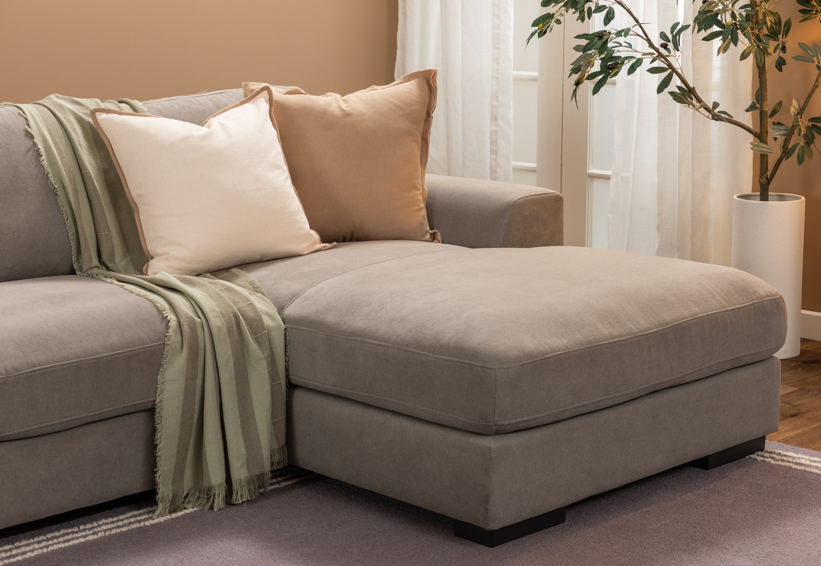 WARMORA 55cm Cushion – image 3 of 3