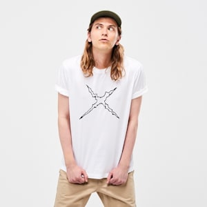 Uniqlo Japan X One Piece Ut Graphic Tee White S