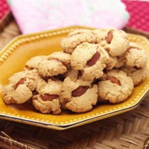 Bengawan Solo Almond Nut Crunchies Cookies Tin