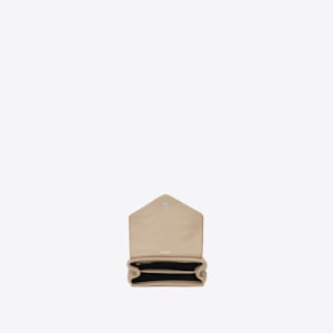 saint laurent medium loulou matelassé leather shoulder bag