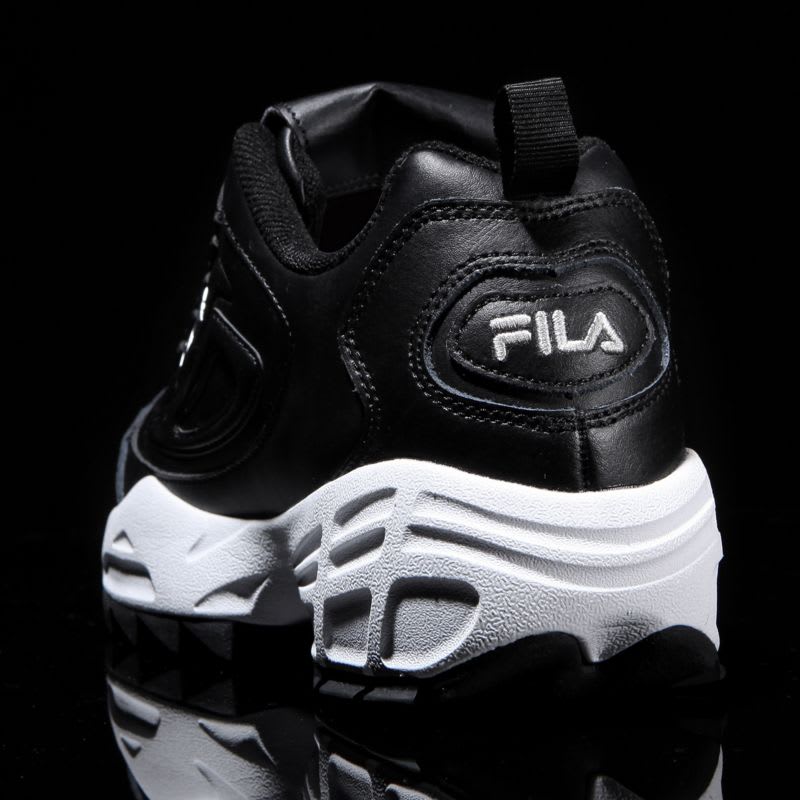 fila disruptor 3 black