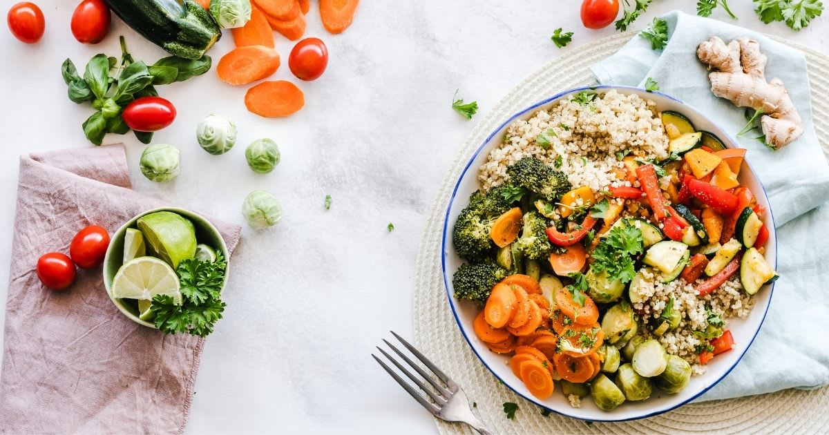 Các hộp cơm healthy nhiều màu cho dân văn phòng