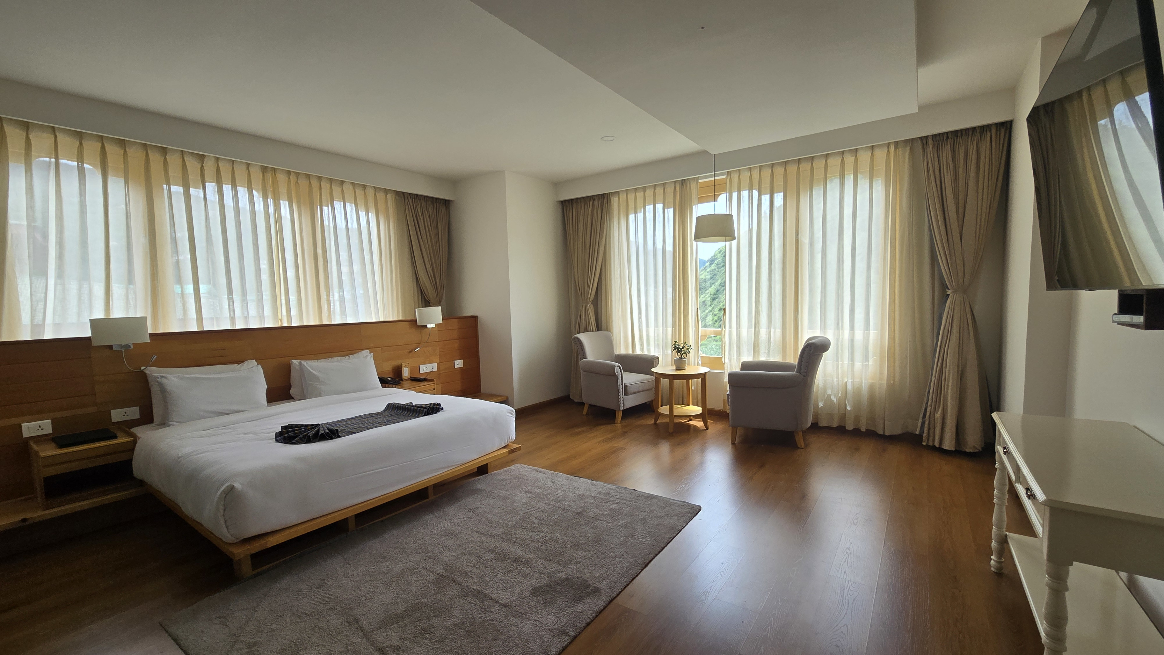 Pelbu Suites on the Olakha roadside, Thimphu