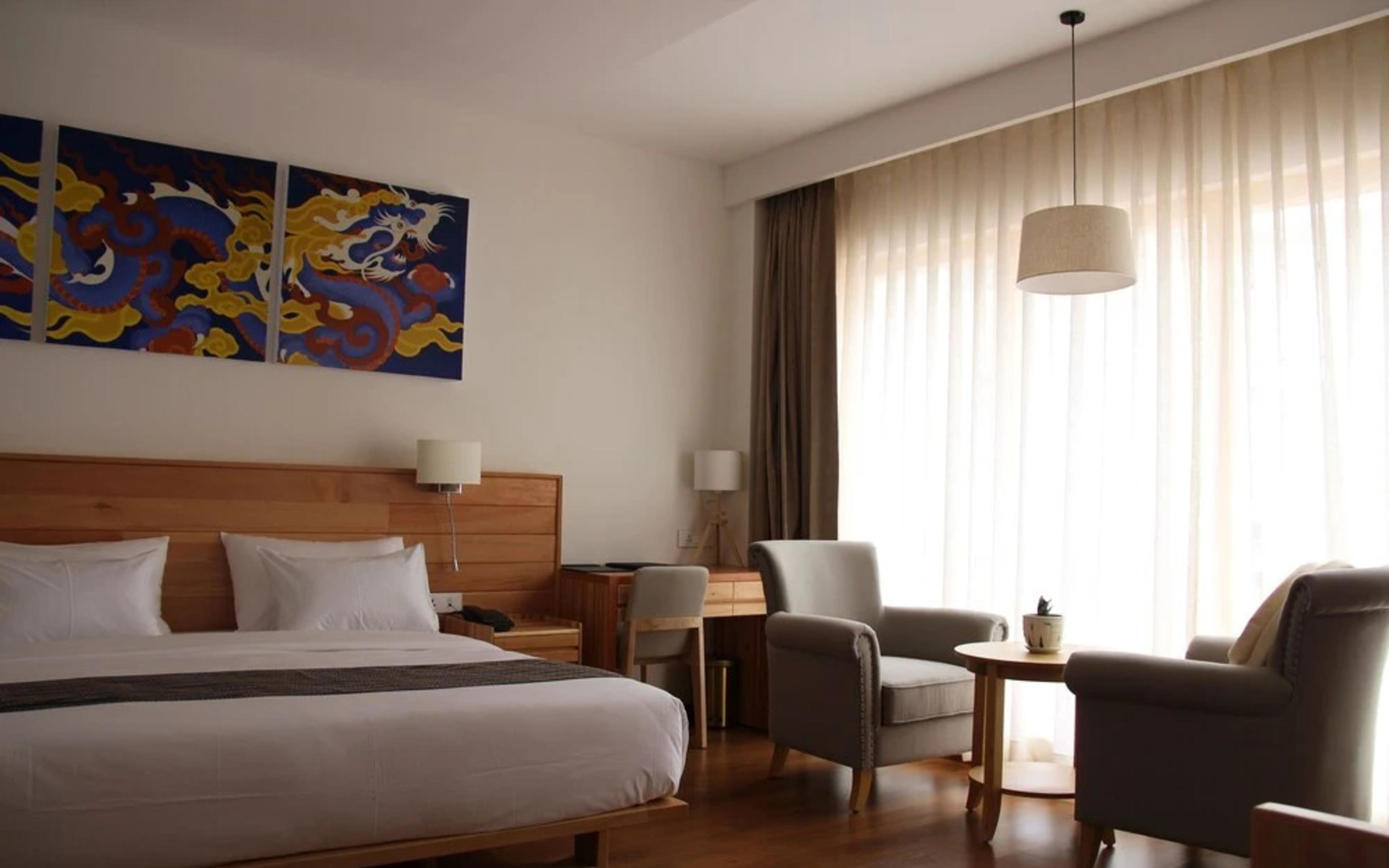 Deluxe Suite