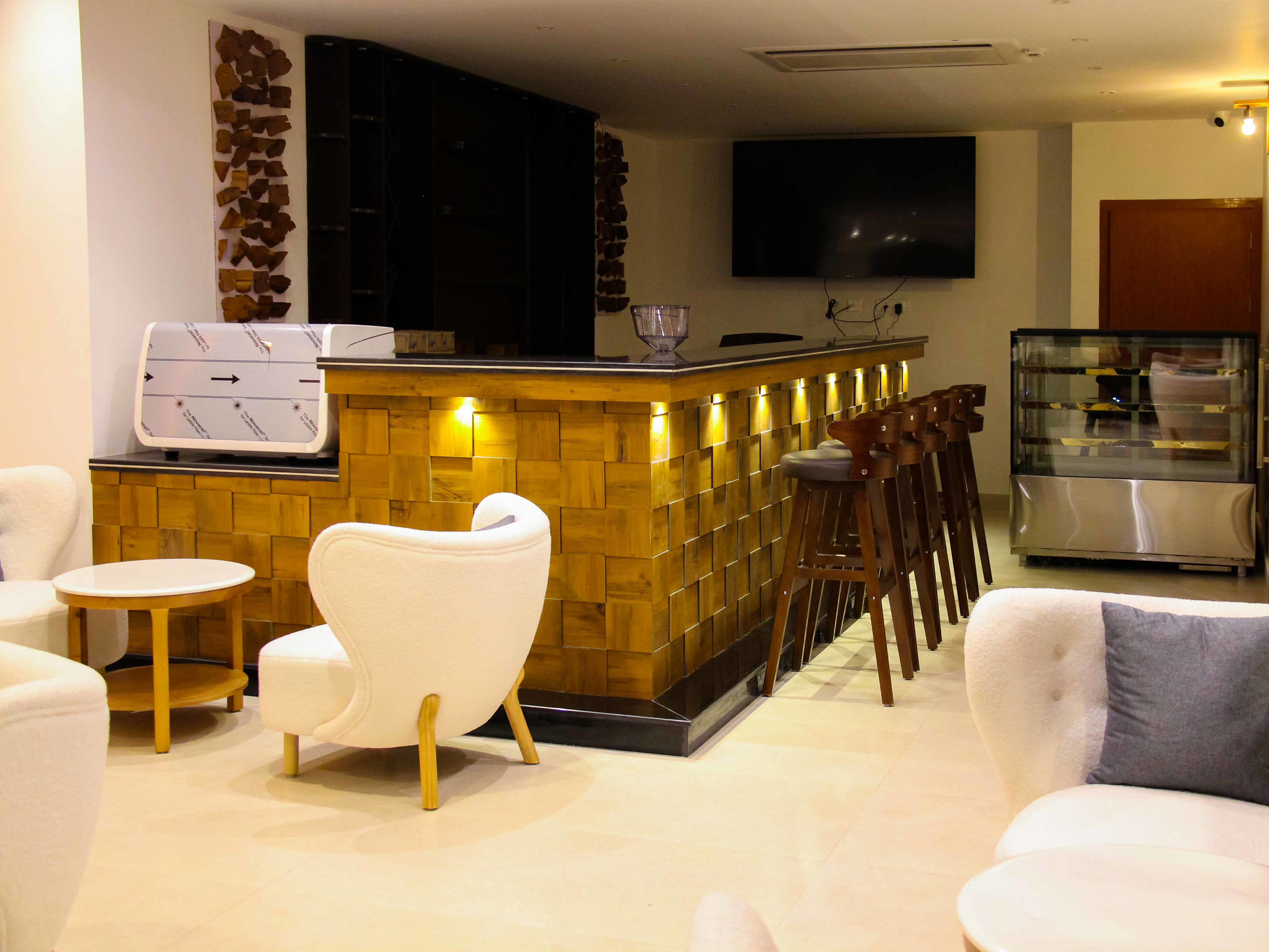 Pelbu Suites interior
