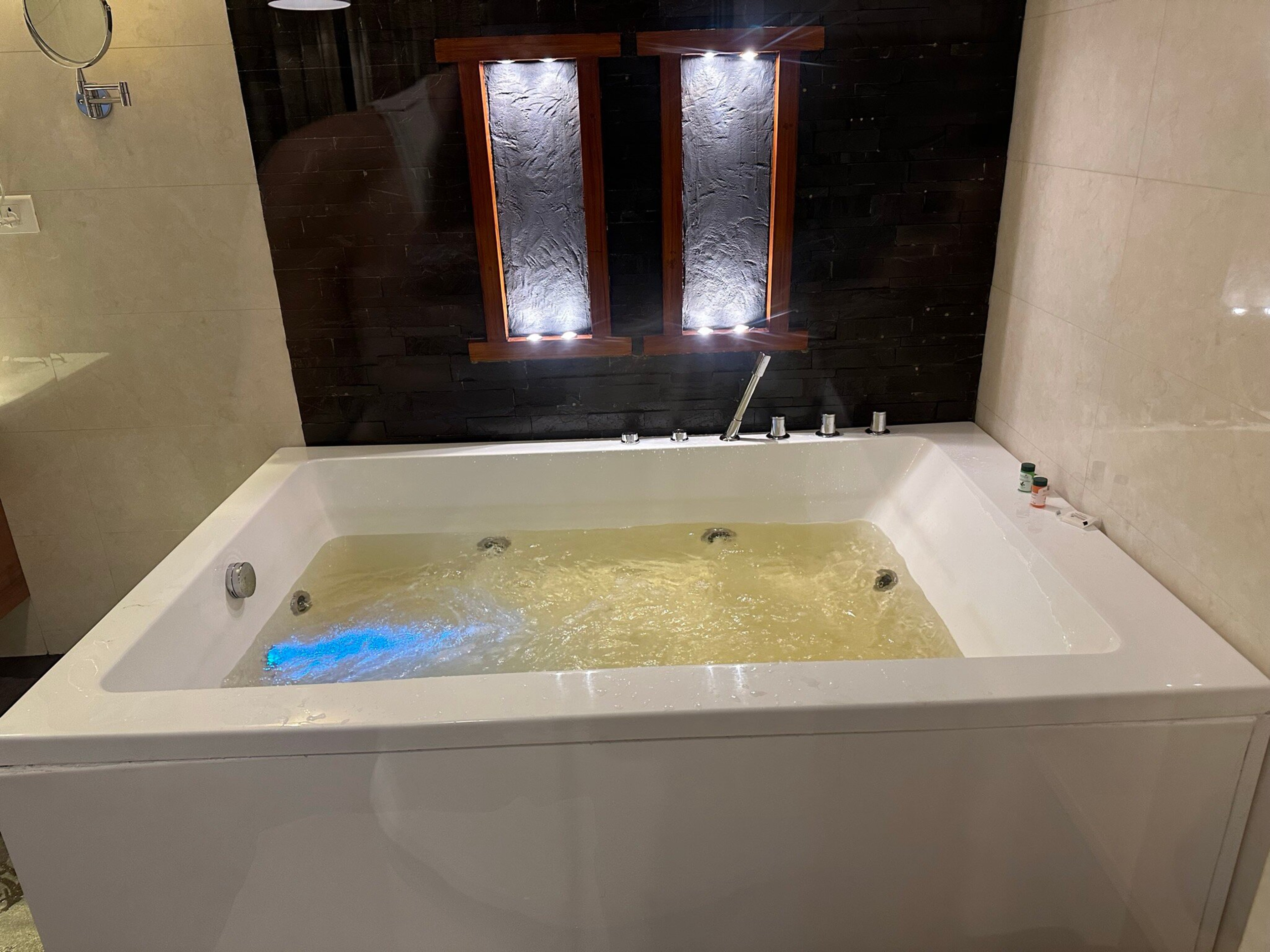 Pelbu Suites shared space