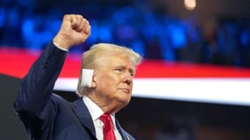Trump image © USAToday.com https://www.usatoday.com/story/news/politics/elections/2024/07/16/trump-at-rnc-2024/74419079007/