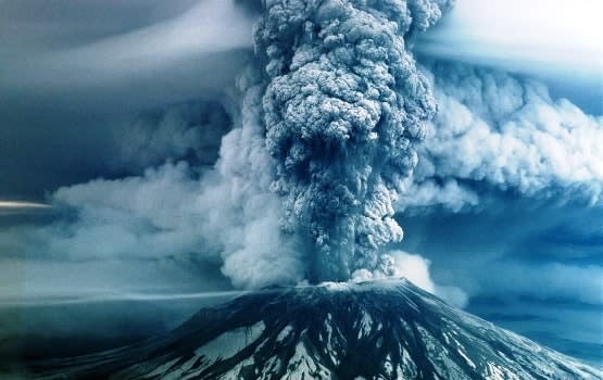 Mount St Helens eruption by Bruce Ely: bely@oregonian.com