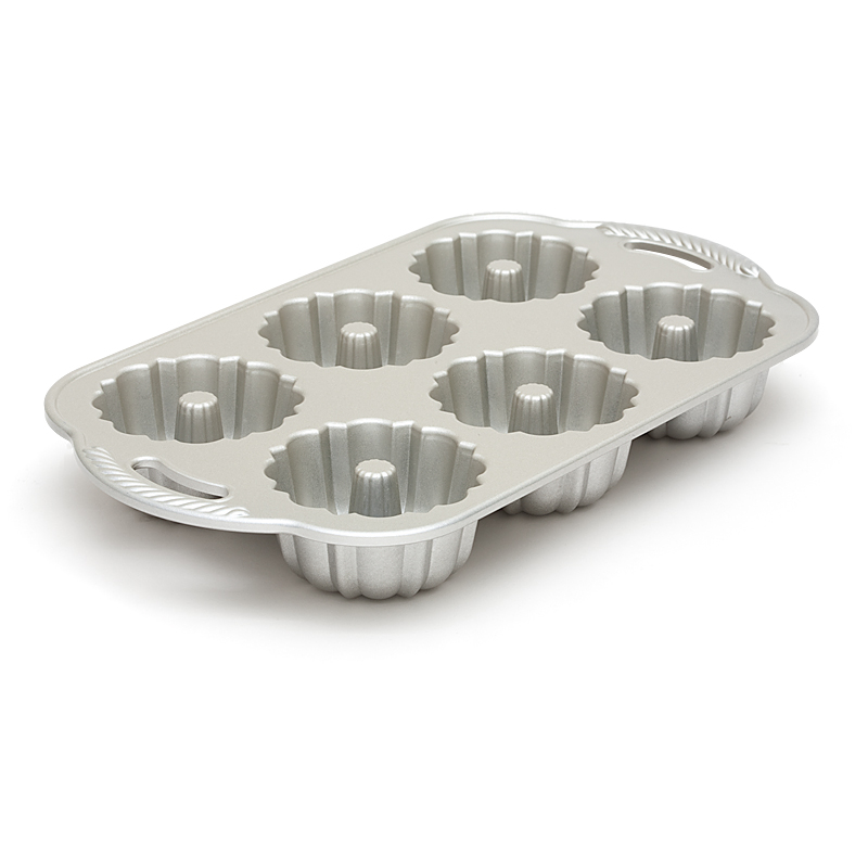 Wilton Excelle Elite 6-Cavity Mini Fluted Bundt Pan 2105-445