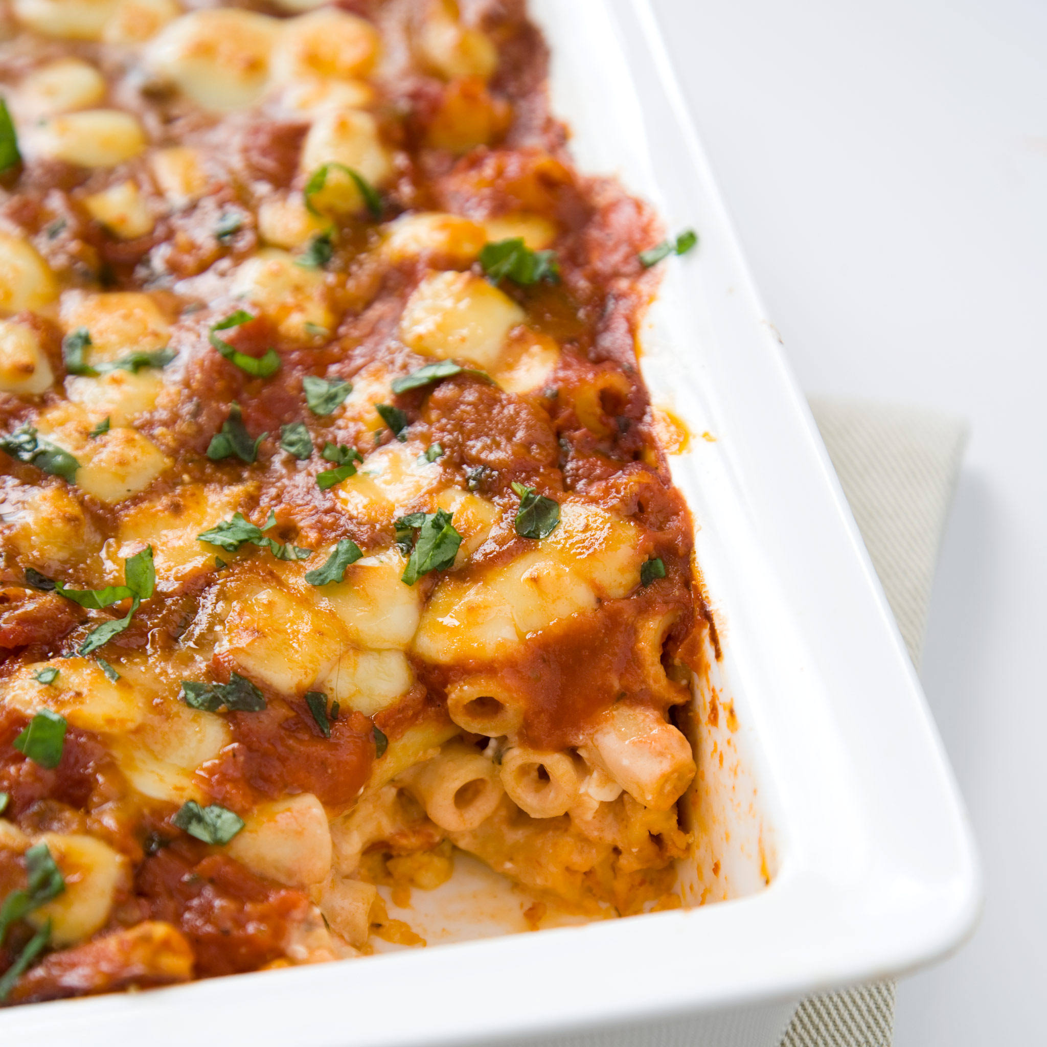 Baked Ziti (Easy Pasta Casserole) VIDEO 