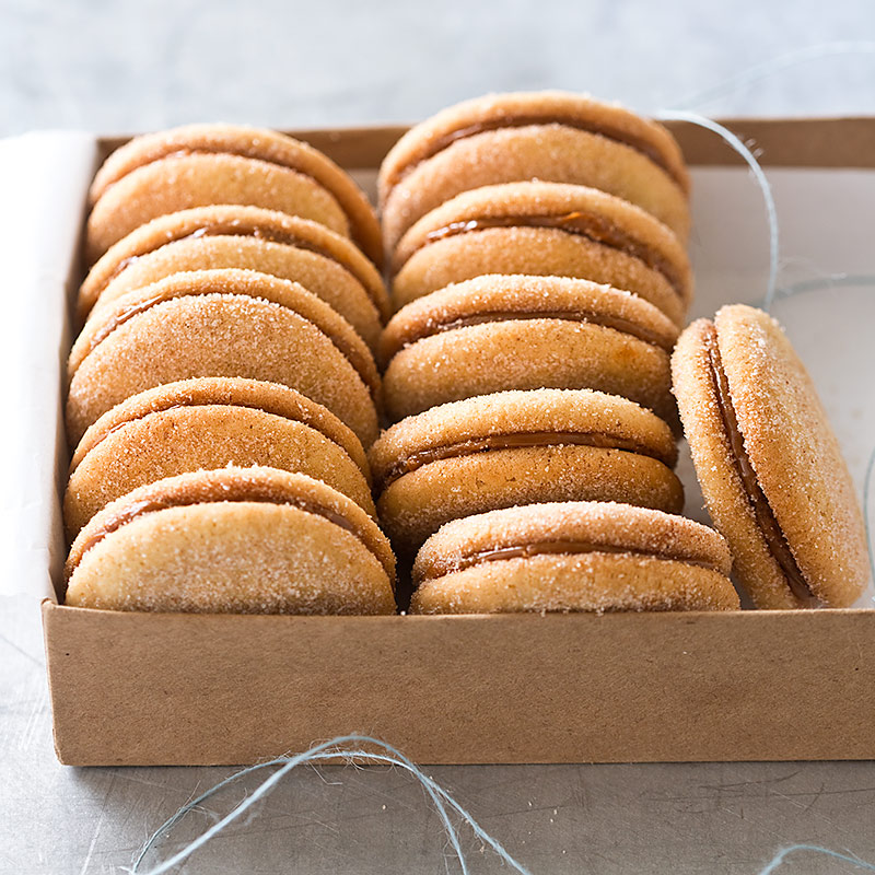 Dulce de Leche Cinnamon Sandwich Cookies – Modern Honey