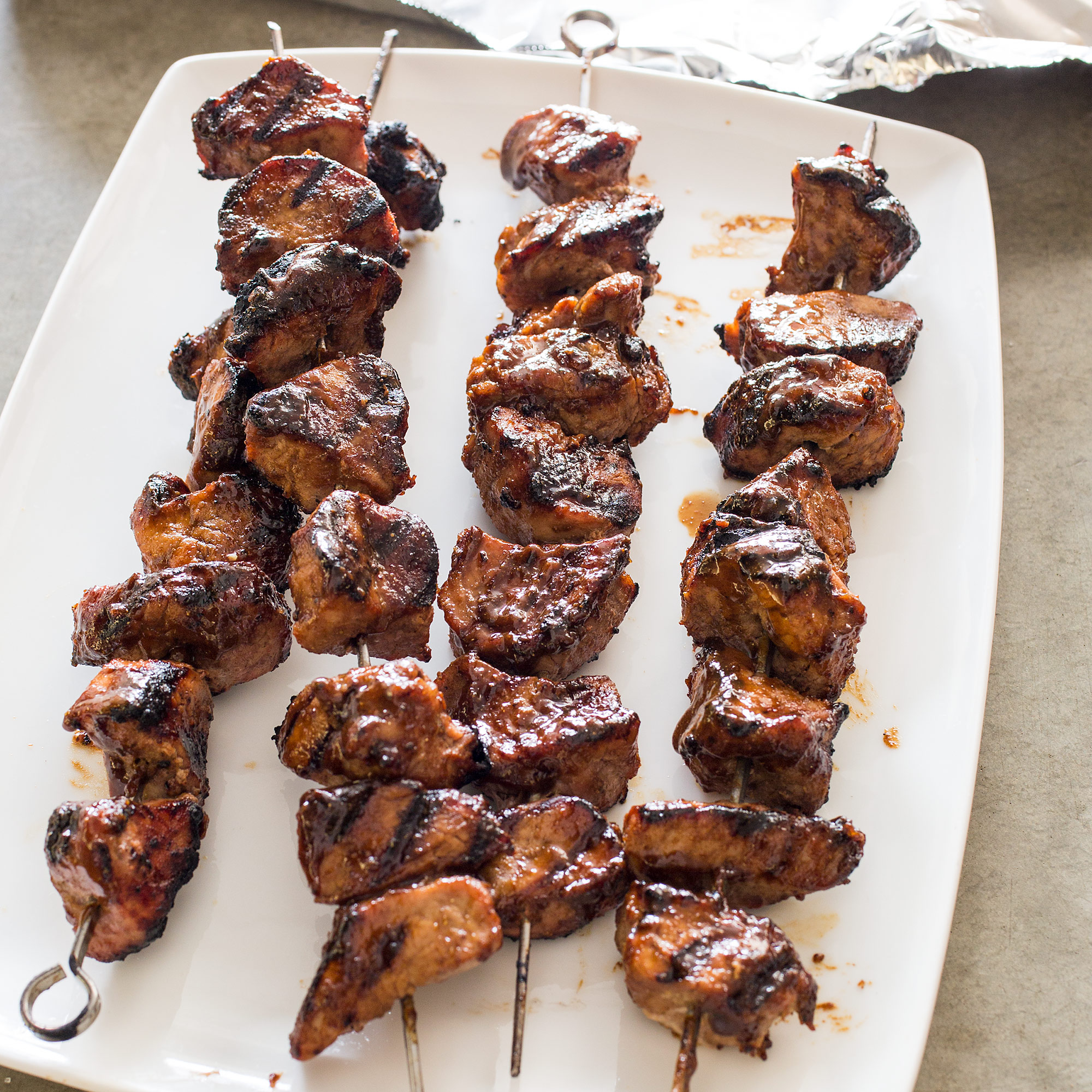 Pinchos Morunos (Spanish Pork Skewers) - Spanish Sabores