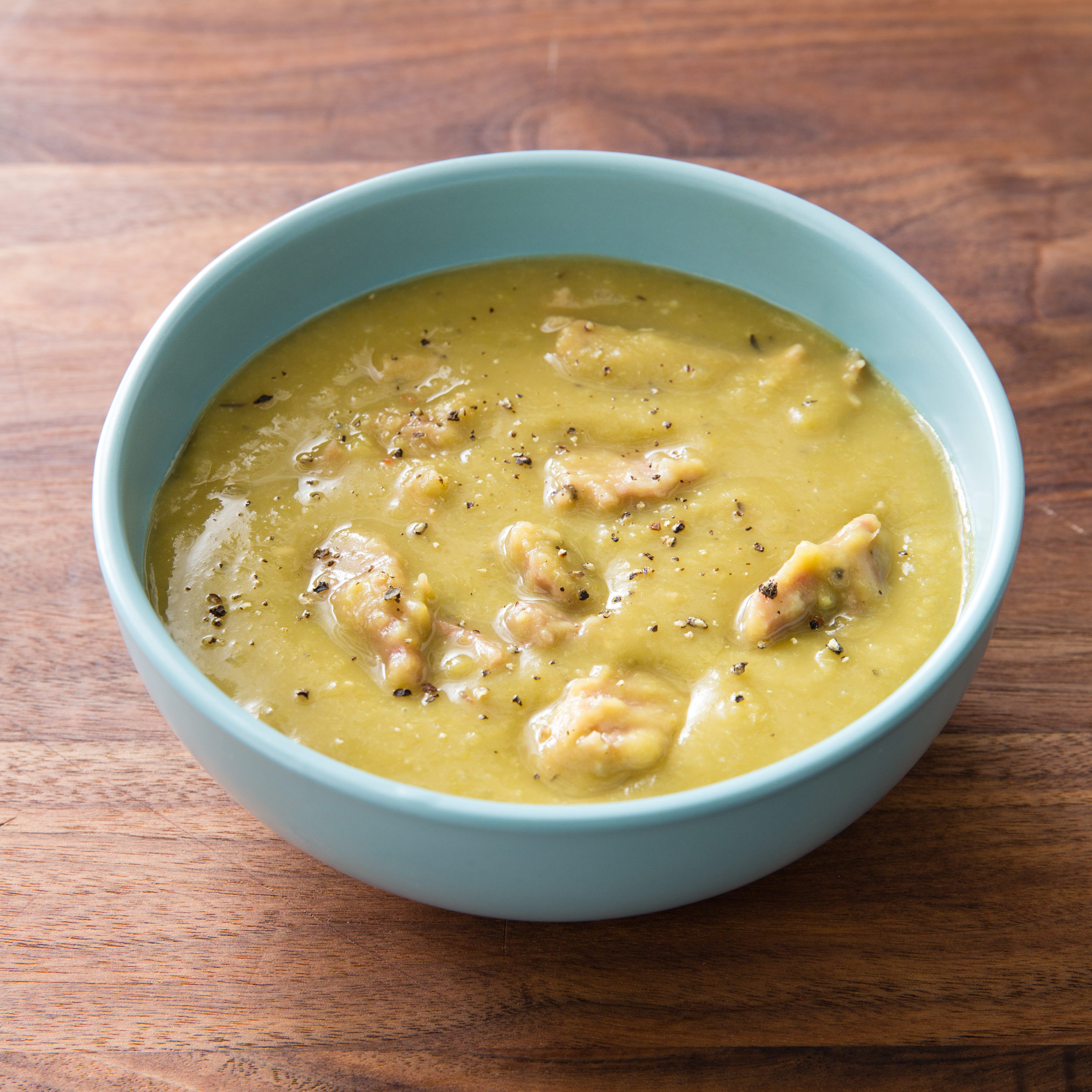 Slow Cooker Split Pea Soup Recipe — Eatwell101