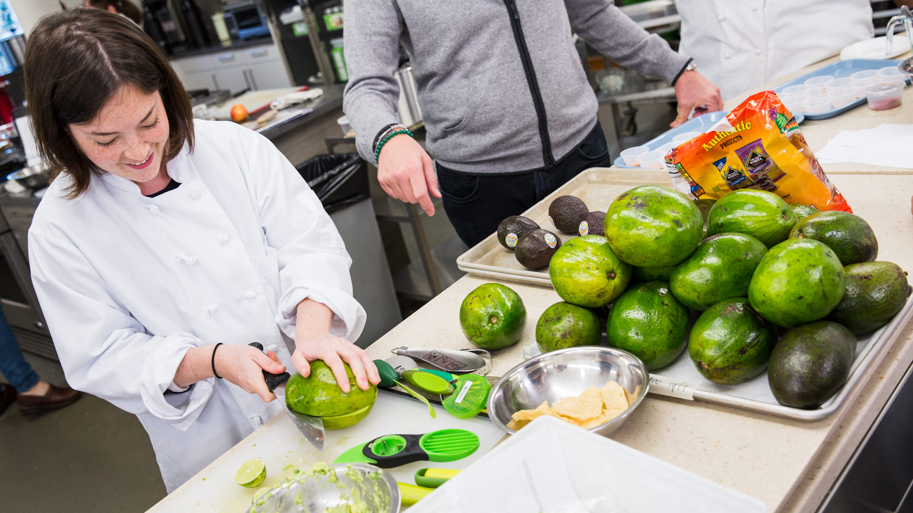 For all the avocado lovers 🥑 #avocado #fruits #kitchengadgets, Kitchen  Gadget