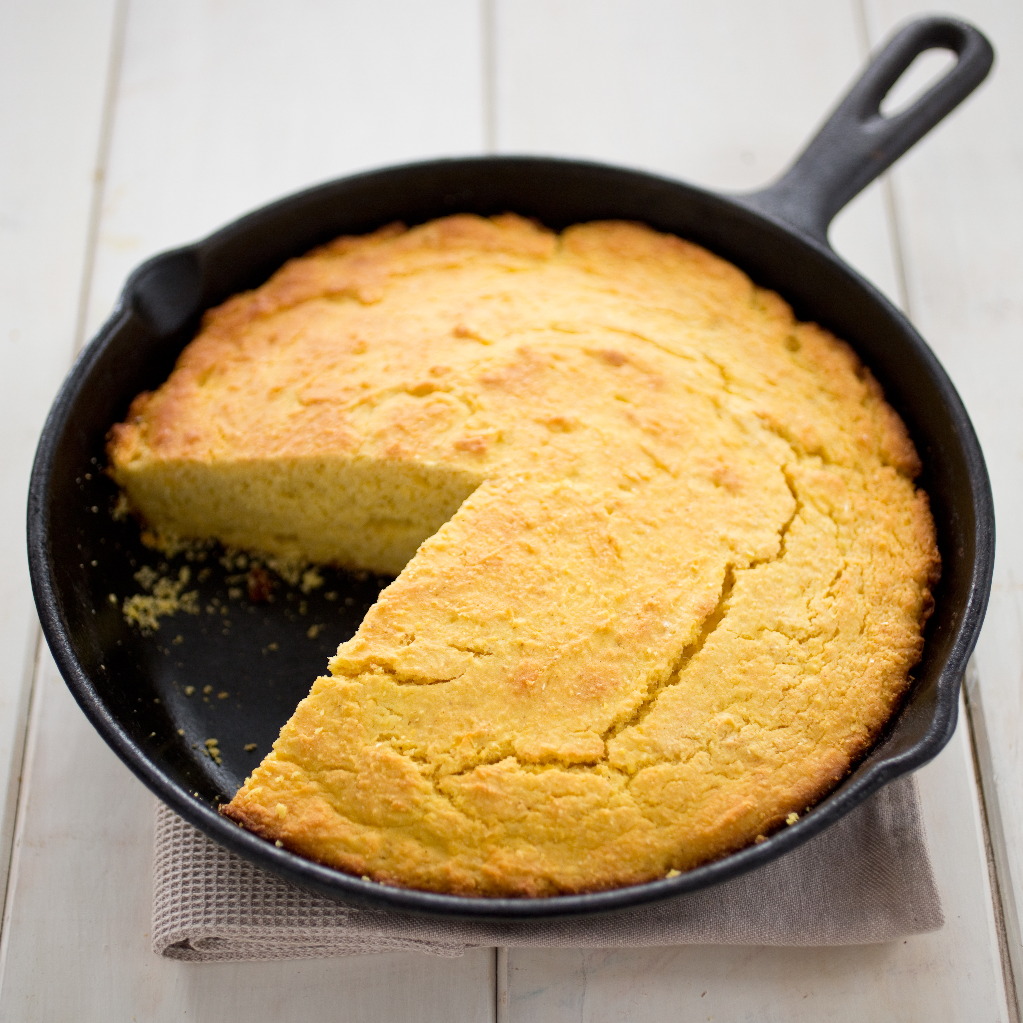 Cast Iron Southern-Style Cornbread