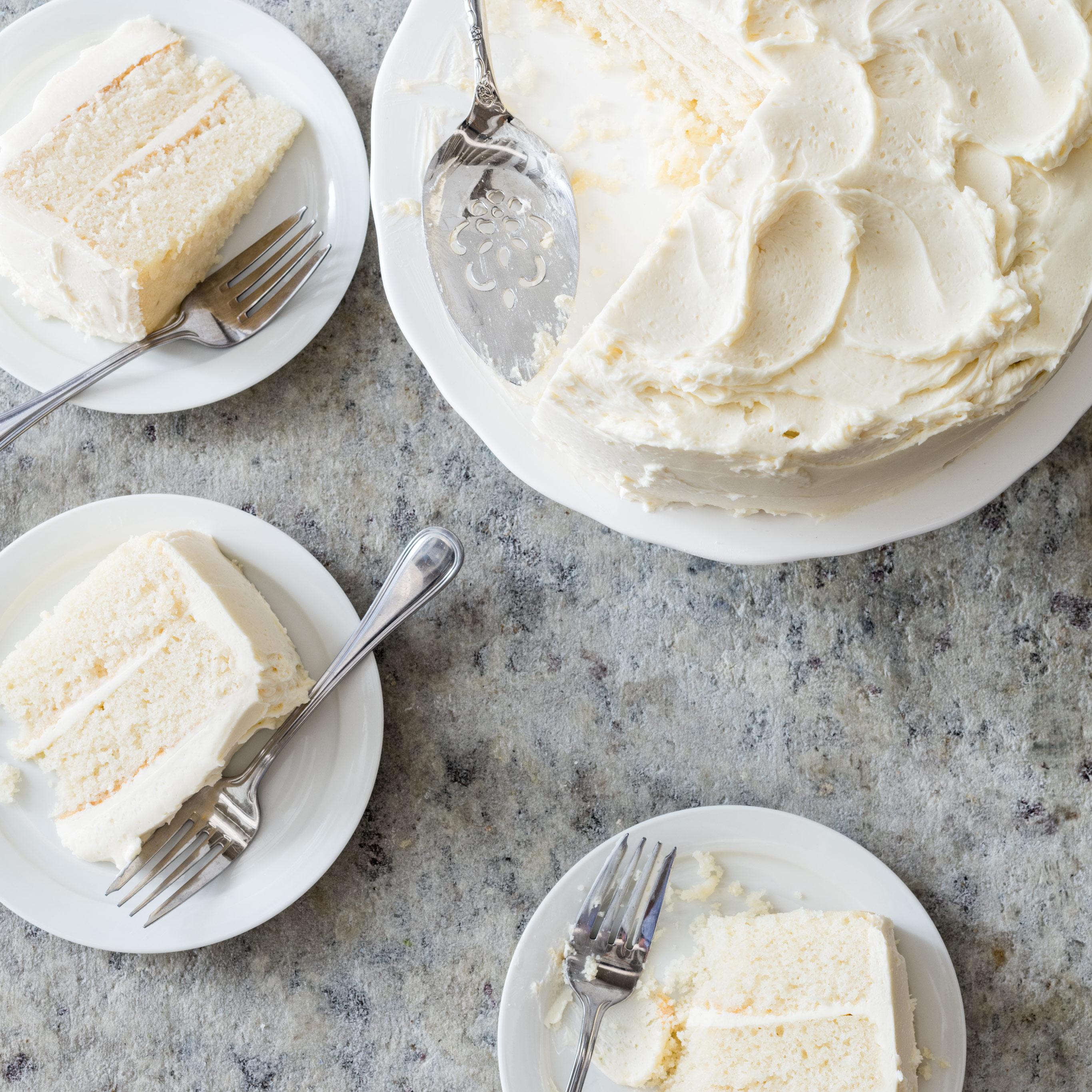 The Perfect {Bakery Style} White Cake | I Am Baker