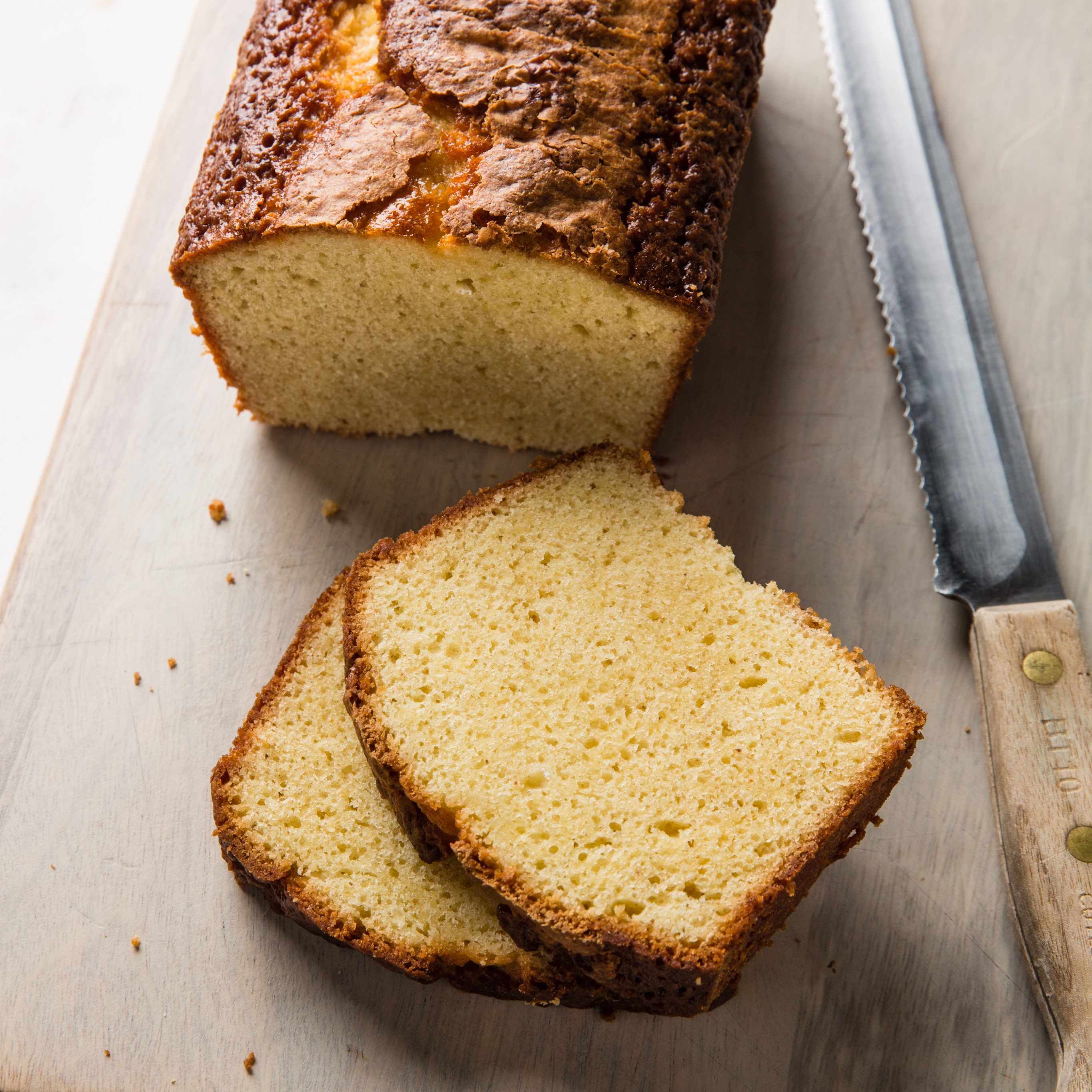 https://res.cloudinary.com/hksqkdlah/image/upload/32779_sfs-easy-pound-cake-ginger-3.jpg