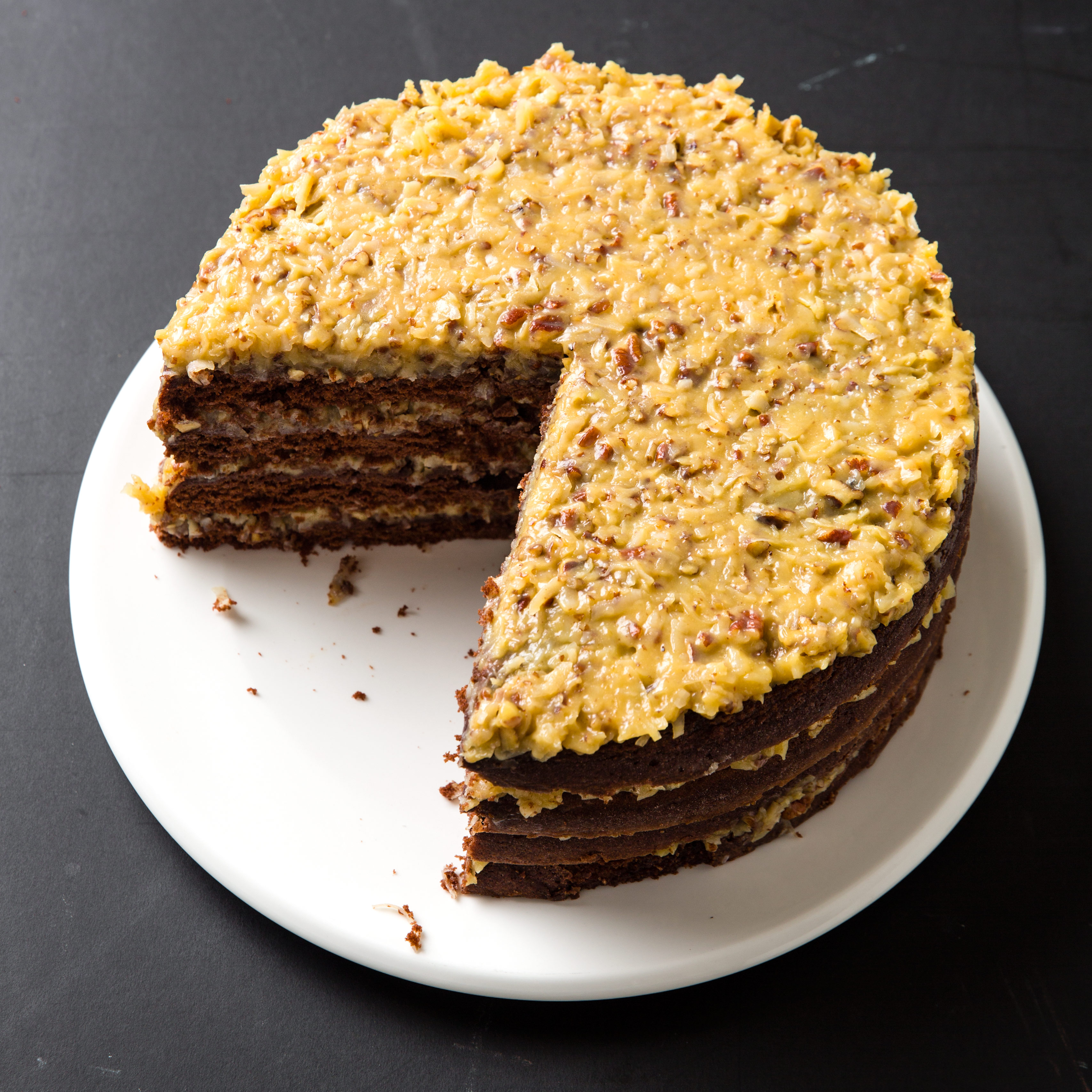 German Chocolate Cake With Coconut Pecan Filling Cook S Illustrated