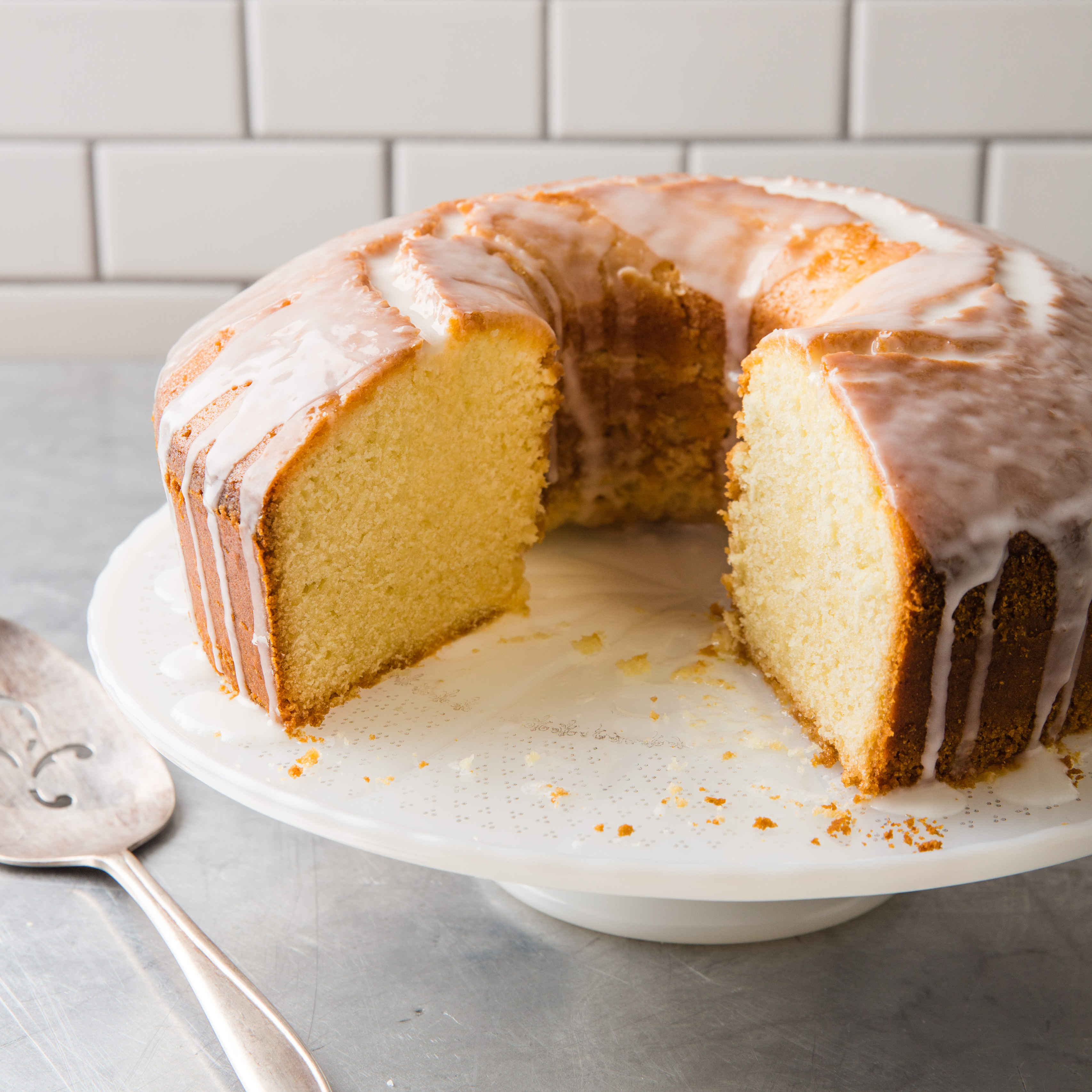 Mama's Sour Cream Pound Cake -