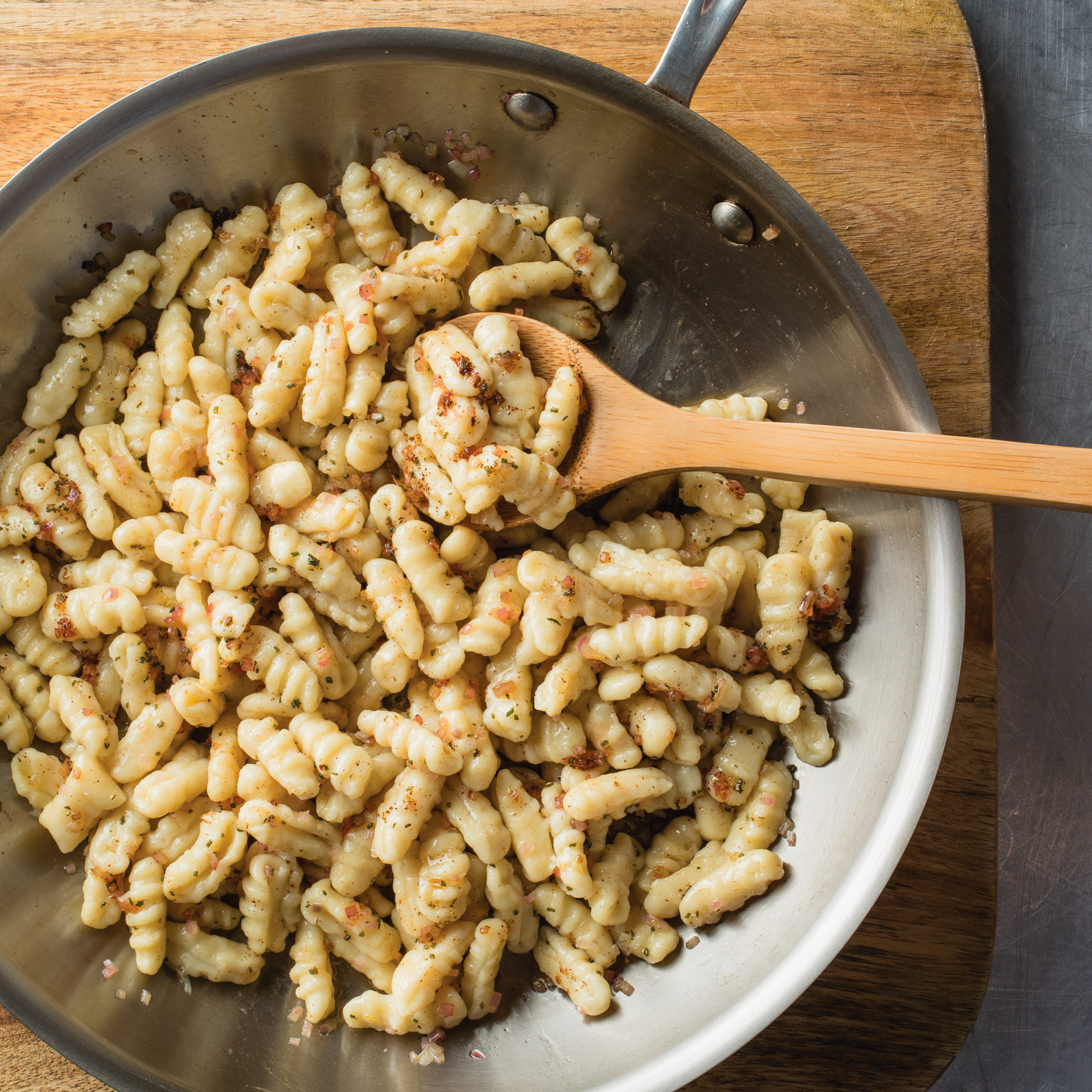 https://res.cloudinary.com/hksqkdlah/image/upload/41033-sfs-potato-gnocchi-brown-butter-sage-sauce-7.jpg