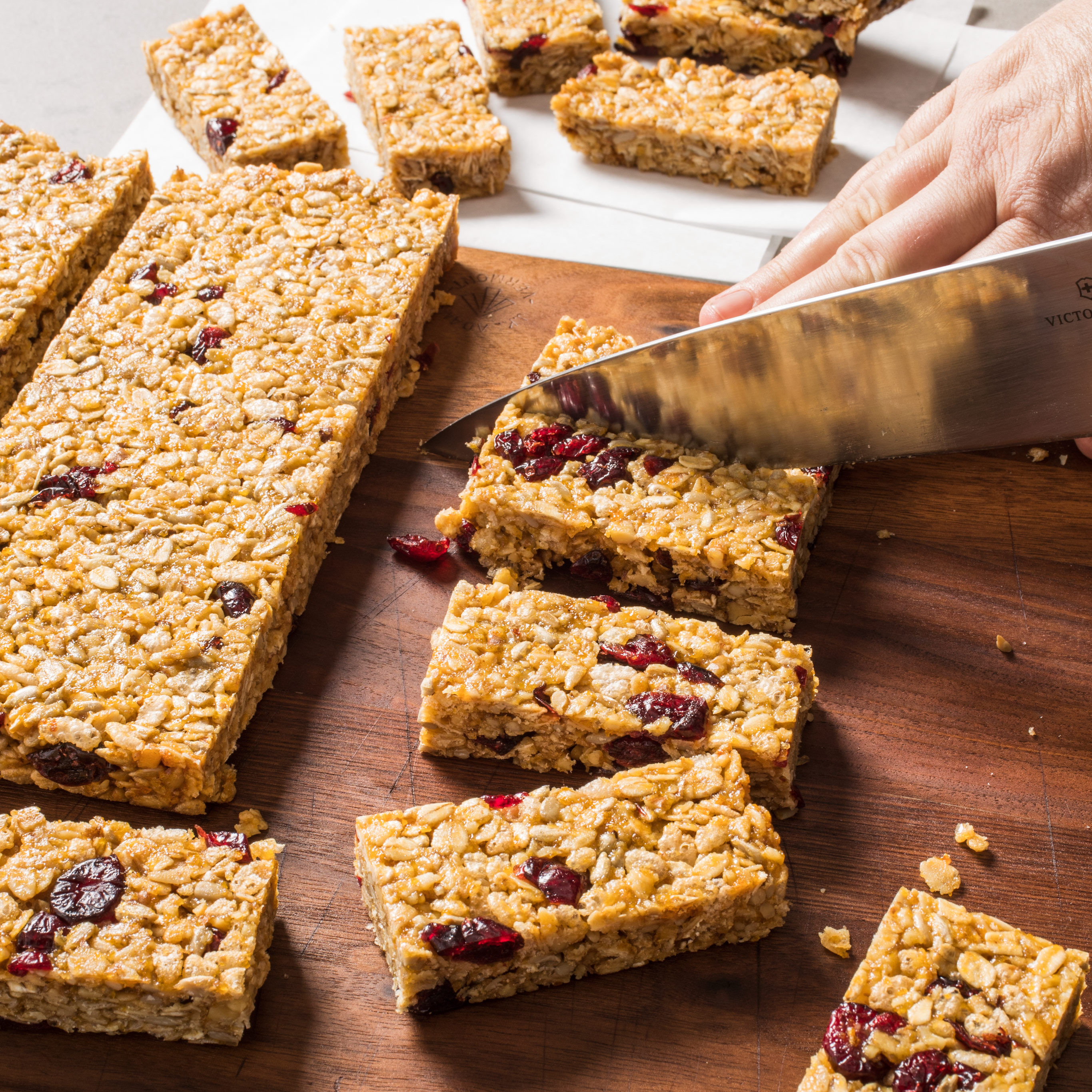 homemade chewy granola bars