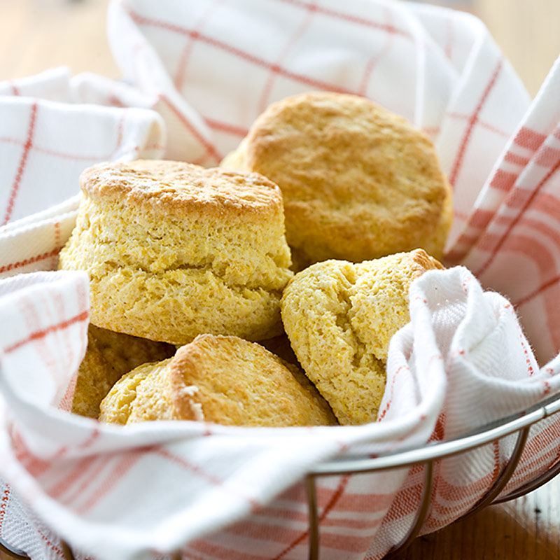 Easy Cornmeal Biscuits Recipe