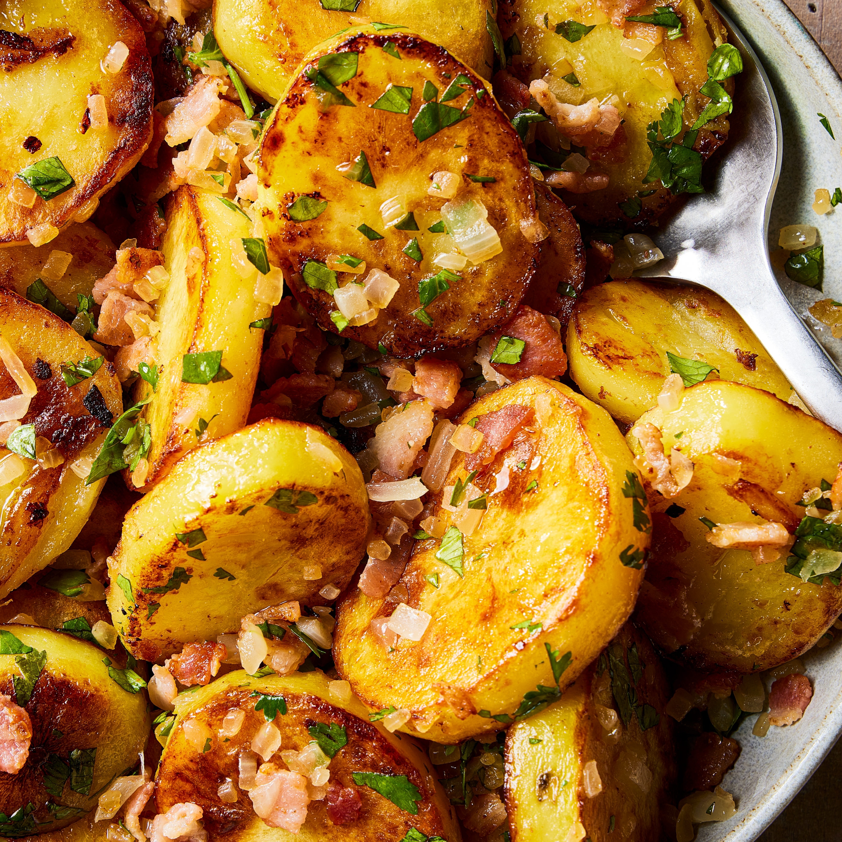 Bratkartoffeln (German Fried Potatoes)